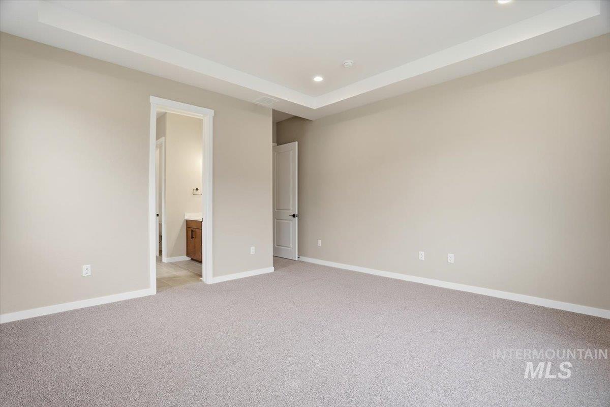 2295 N Ice Fire Ave, Star, Idaho 83669, 4 Bedrooms, 3 Bathrooms, Residential For Sale, Price $574,990,MLS 98969042