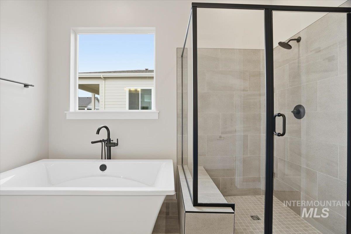 2295 N Ice Fire Ave, Star, Idaho 83669, 4 Bedrooms, 3 Bathrooms, Residential For Sale, Price $574,990,MLS 98969042