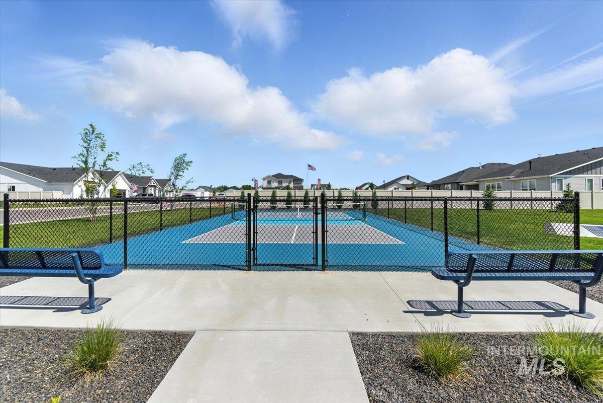 2295 N Ice Fire Ave, Star, Idaho 83669, 4 Bedrooms, 3 Bathrooms, Residential For Sale, Price $574,990,MLS 98969042