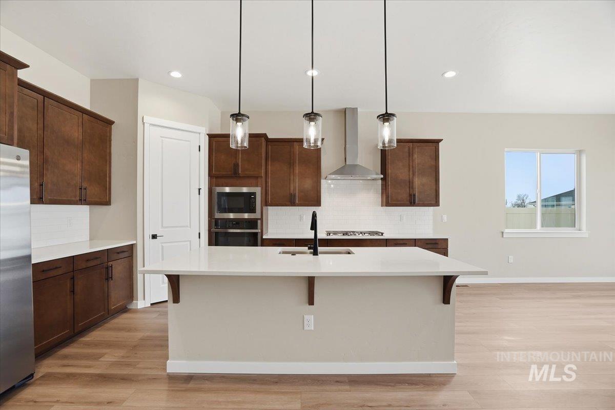 2295 N Ice Fire Ave, Star, Idaho 83669, 4 Bedrooms, 3 Bathrooms, Residential For Sale, Price $574,990,MLS 98969042