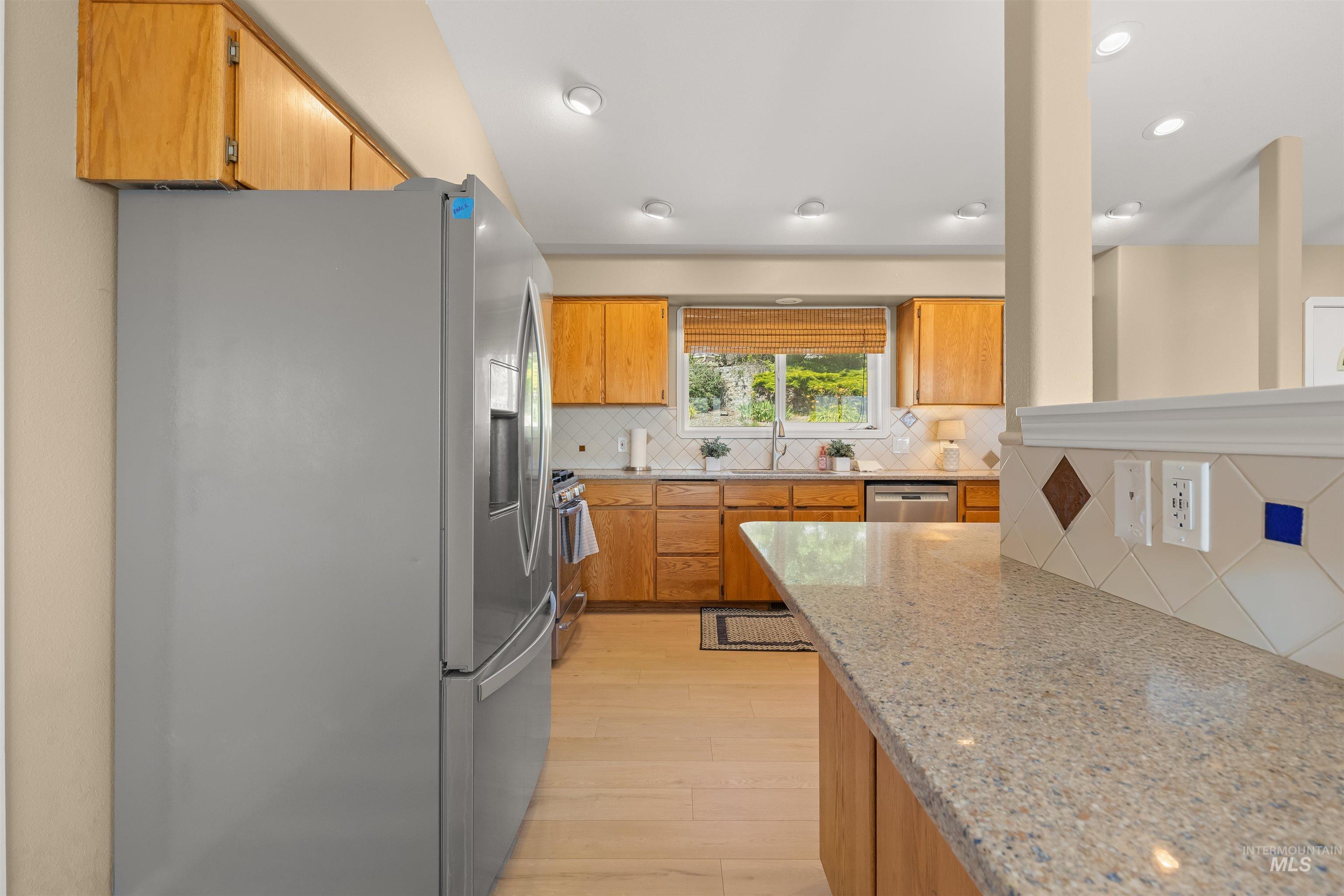 2995 Dove Drive, Clarkston, Washington 99403, 6 Bedrooms, 3 Bathrooms, Residential For Sale, Price $530,000, 98969044