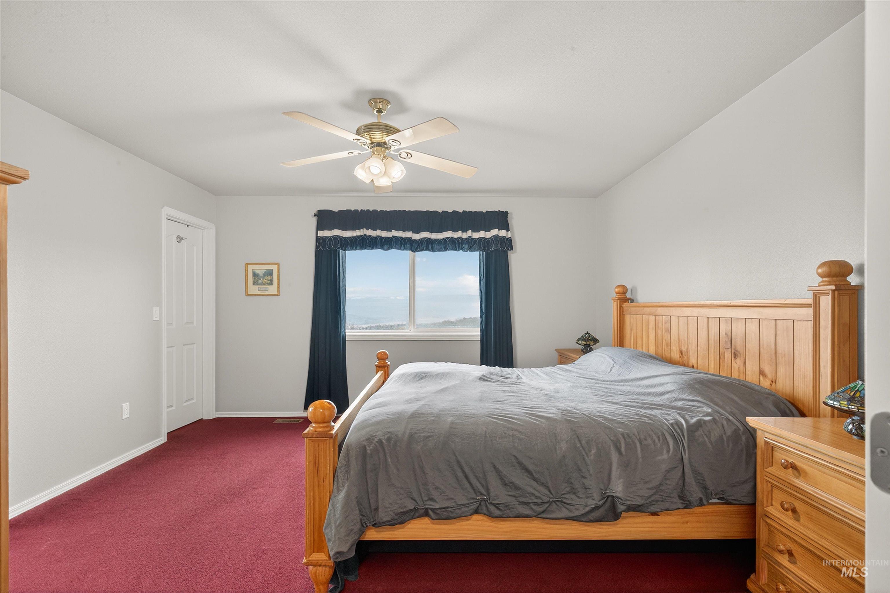 2995 Dove Drive, Clarkston, Washington 99403, 6 Bedrooms, 3 Bathrooms, Residential For Sale, Price $535,000,MLS 98969044