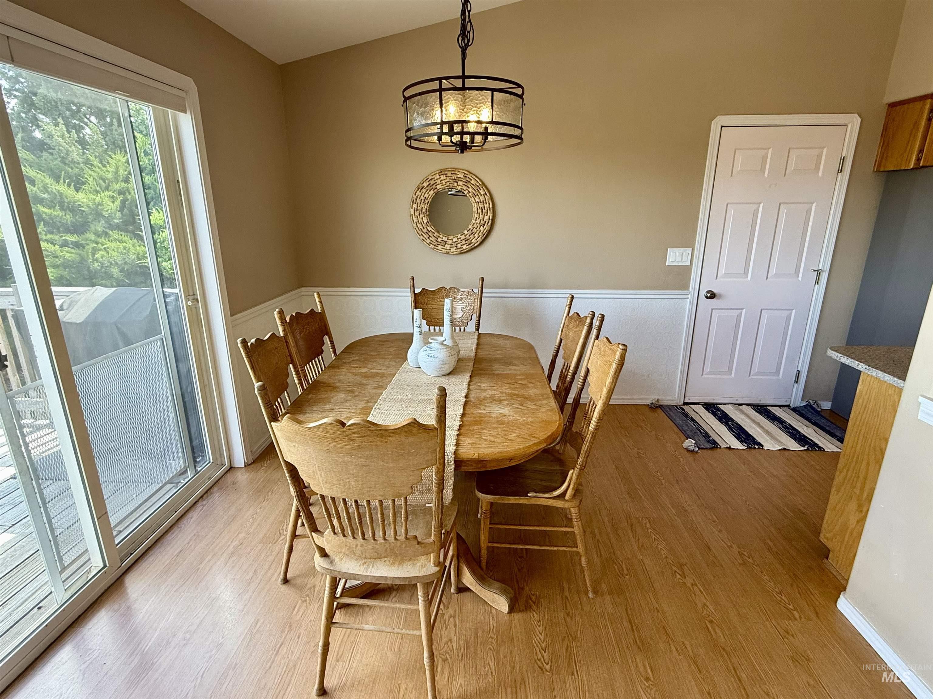 2995 Dove Drive, Clarkston, Washington 99403, 6 Bedrooms, 3 Bathrooms, Residential For Sale, Price $522,750, 98969044