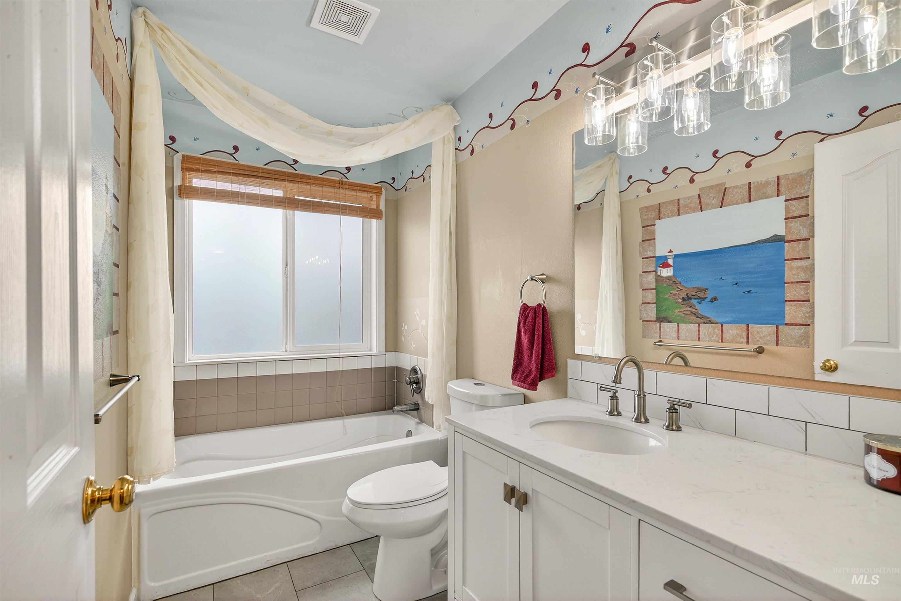 2995 Dove Drive, Clarkston, Washington 99403, 6 Bedrooms, 3 Bathrooms, Residential For Sale, Price $535,000,MLS 98969044