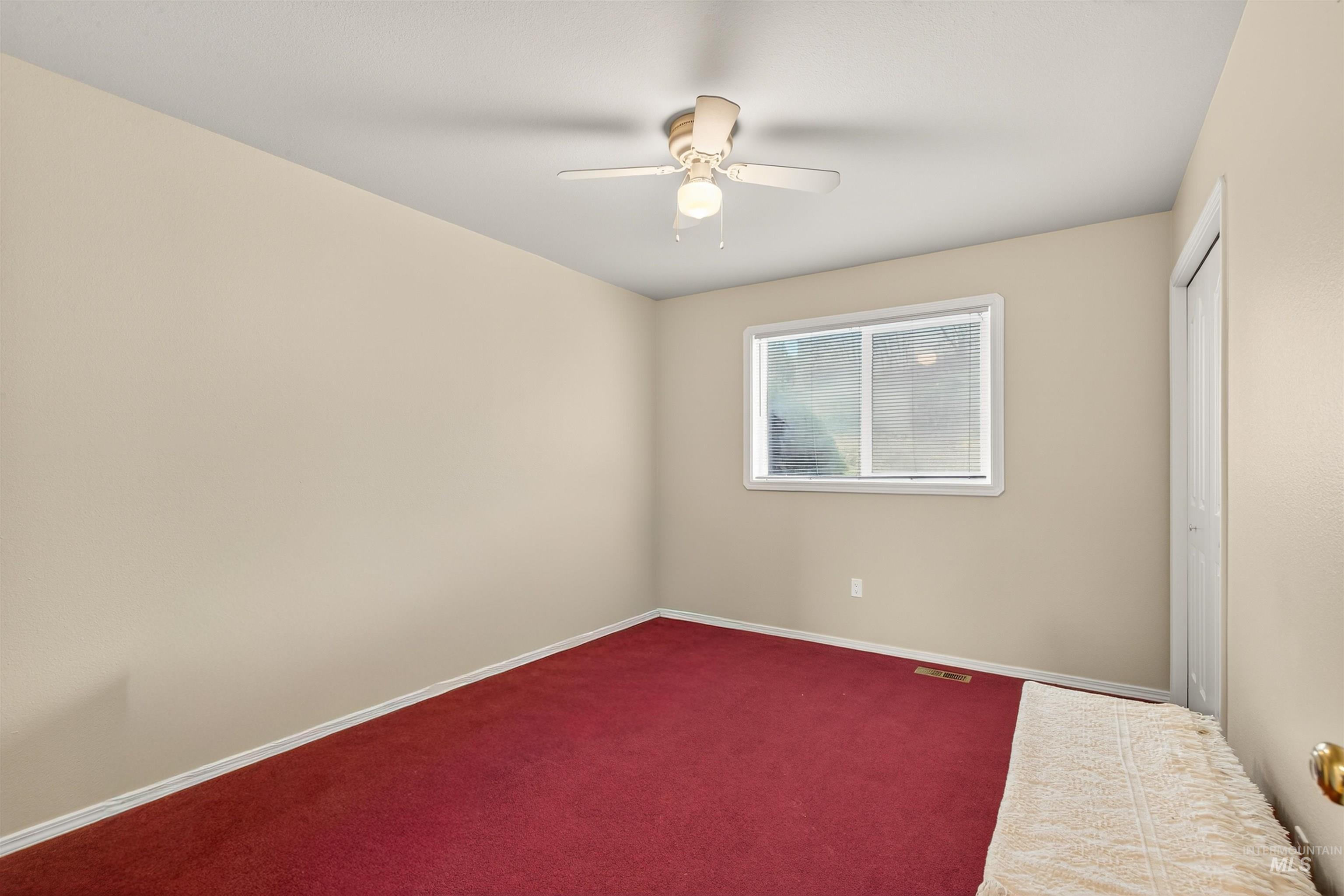 2995 Dove Drive, Clarkston, Washington 99403, 6 Bedrooms, 3 Bathrooms, Residential For Sale, Price $535,000,MLS 98969044