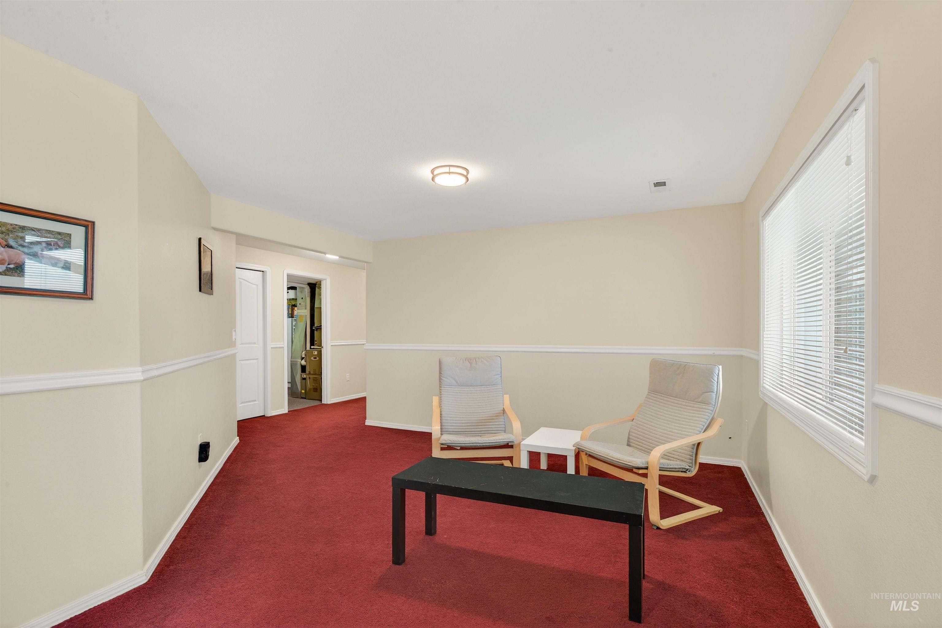 2995 Dove Drive, Clarkston, Washington 99403, 6 Bedrooms, 3 Bathrooms, Residential For Sale, Price $535,000,MLS 98969044