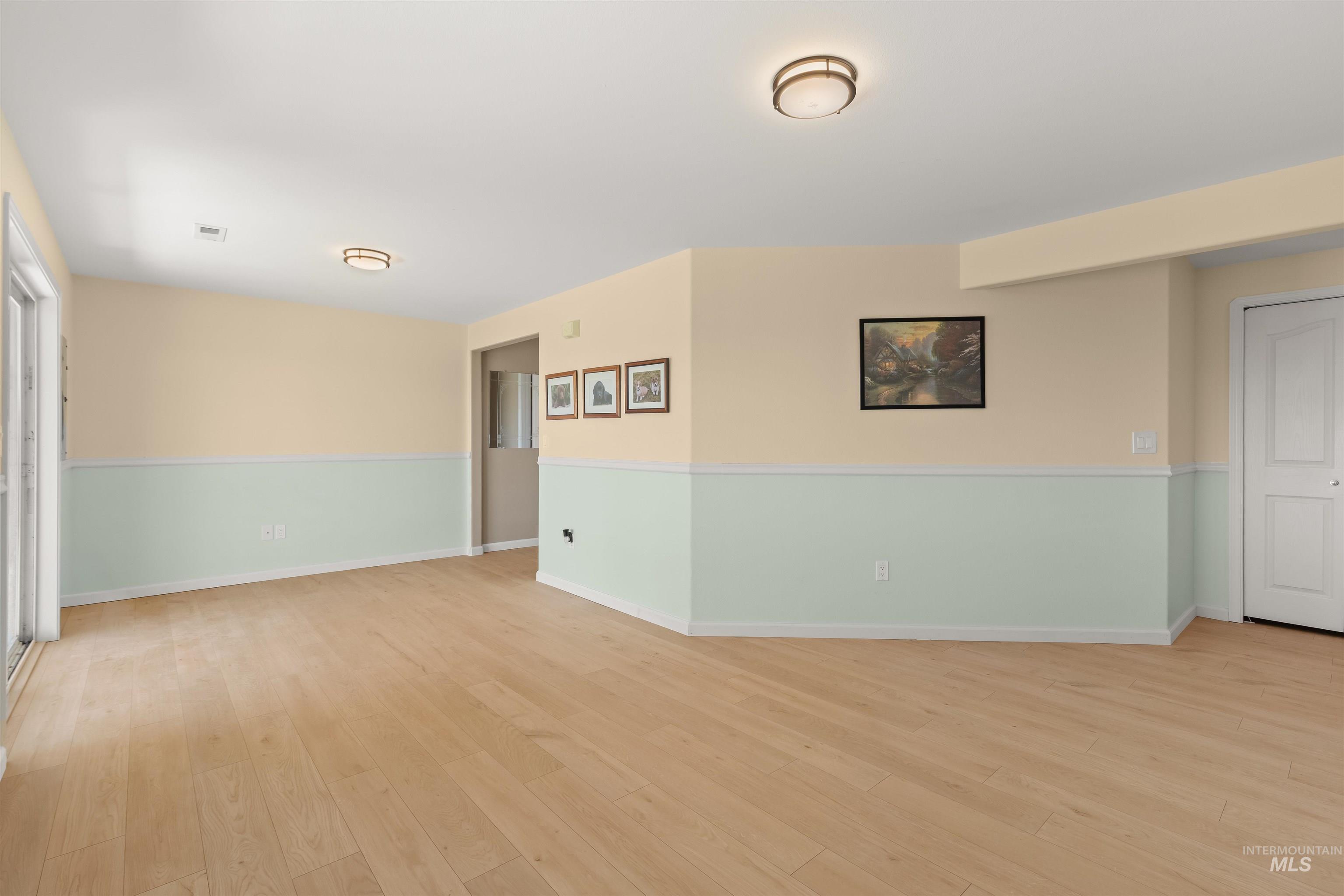2995 Dove Drive, Clarkston, Washington 99403, 6 Bedrooms, 3 Bathrooms, Residential For Sale, Price $530,000, 98969044