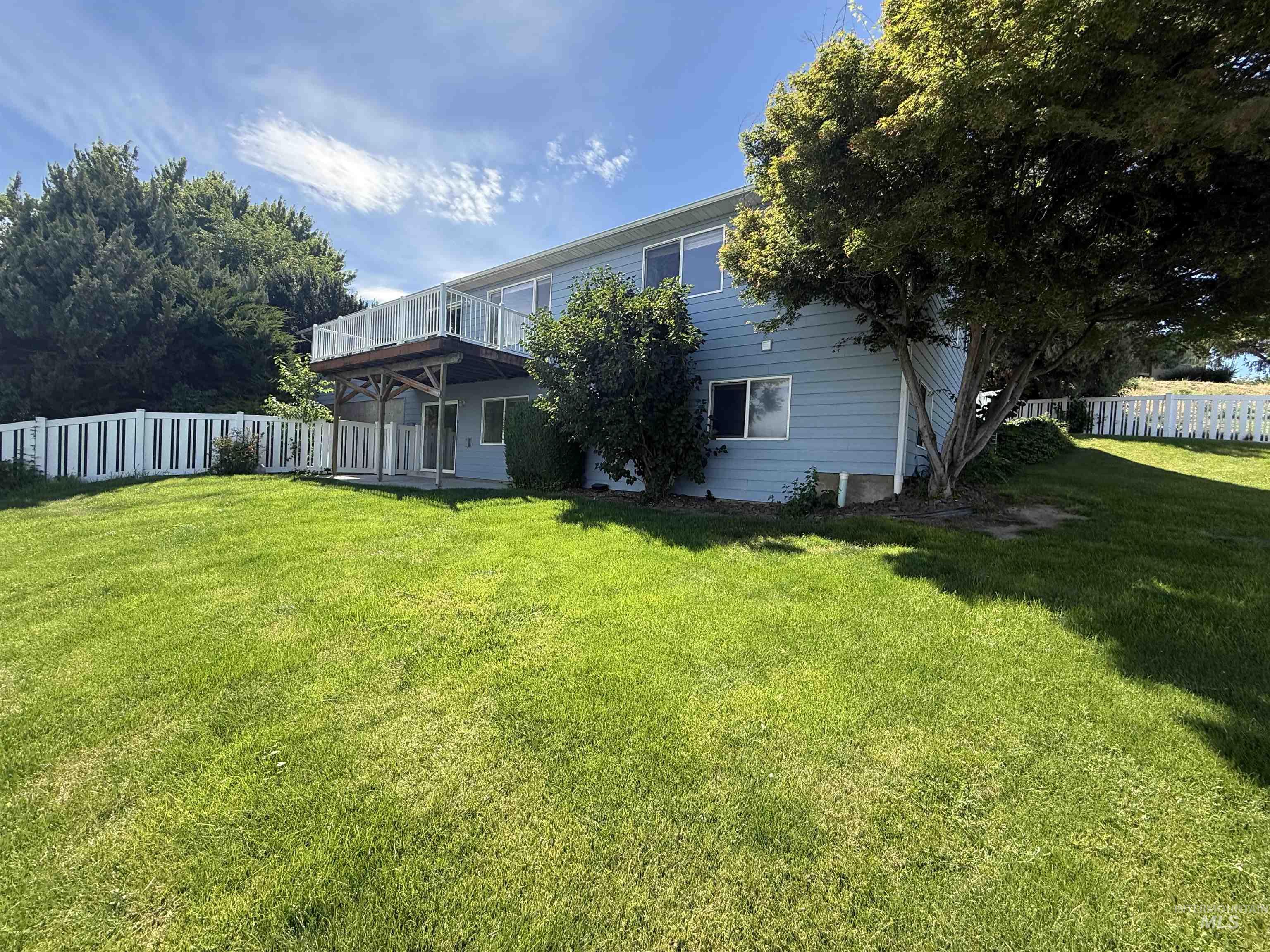 2995 Dove Drive, Clarkston, Washington 99403, 6 Bedrooms, 3 Bathrooms, Residential For Sale, Price $499,900, 98969044