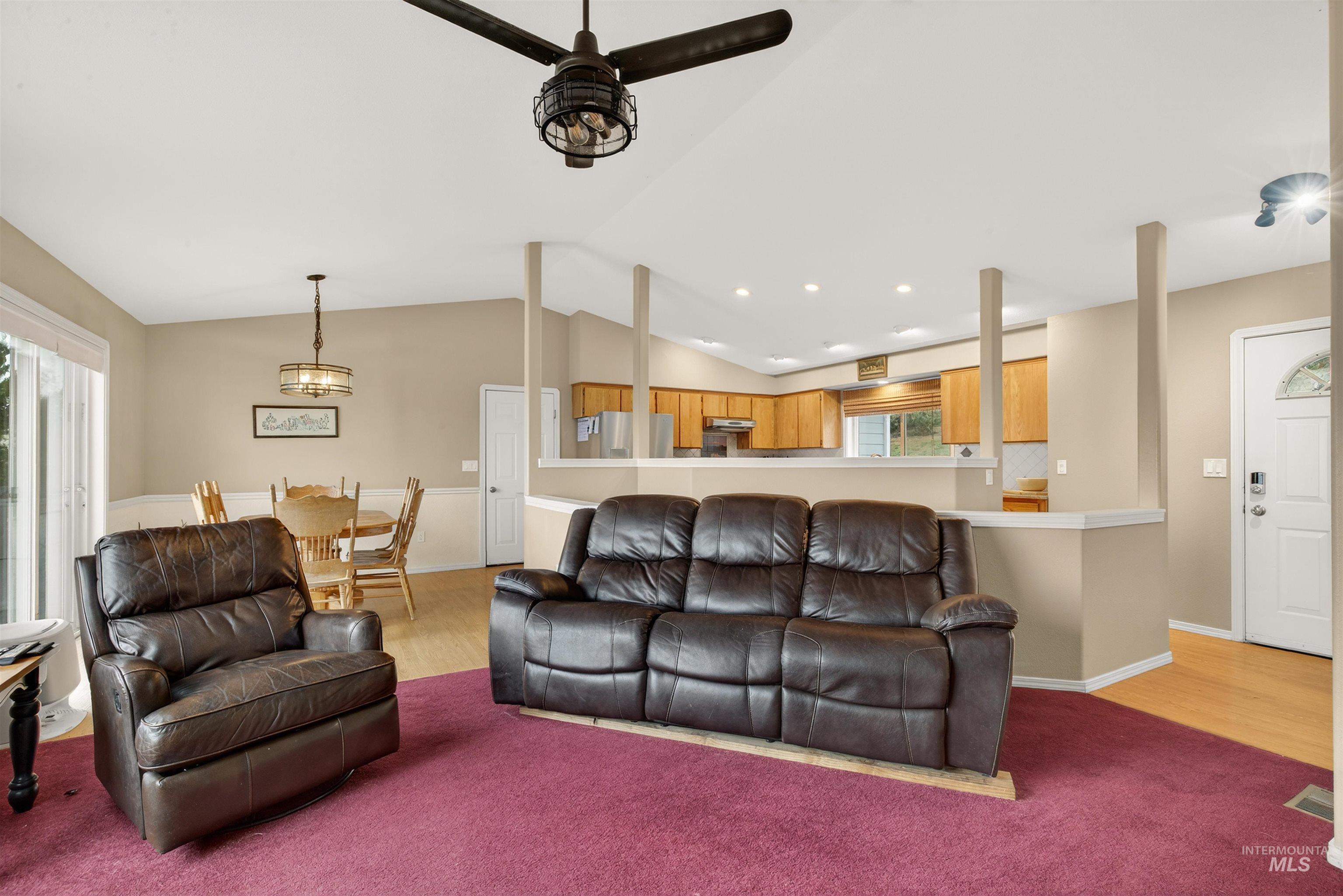 2995 Dove Drive, Clarkston, Washington 99403, 6 Bedrooms, 3 Bathrooms, Residential For Sale, Price $535,000,MLS 98969044