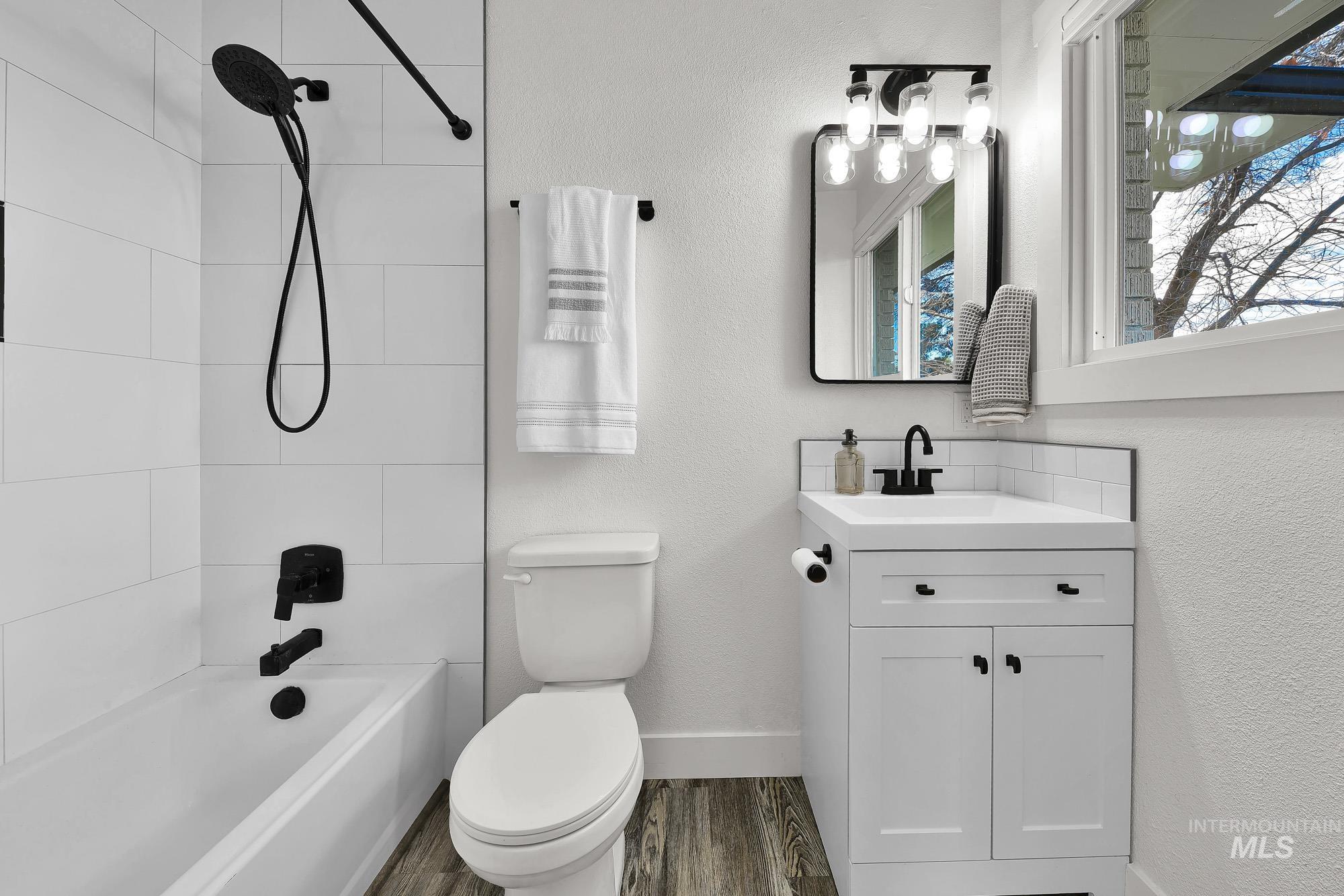 22996 Blessinger Rd, Star, Idaho 83669, 4 Bedrooms, 3 Bathrooms, Residential For Sale, Price $682,000,MLS 98969045