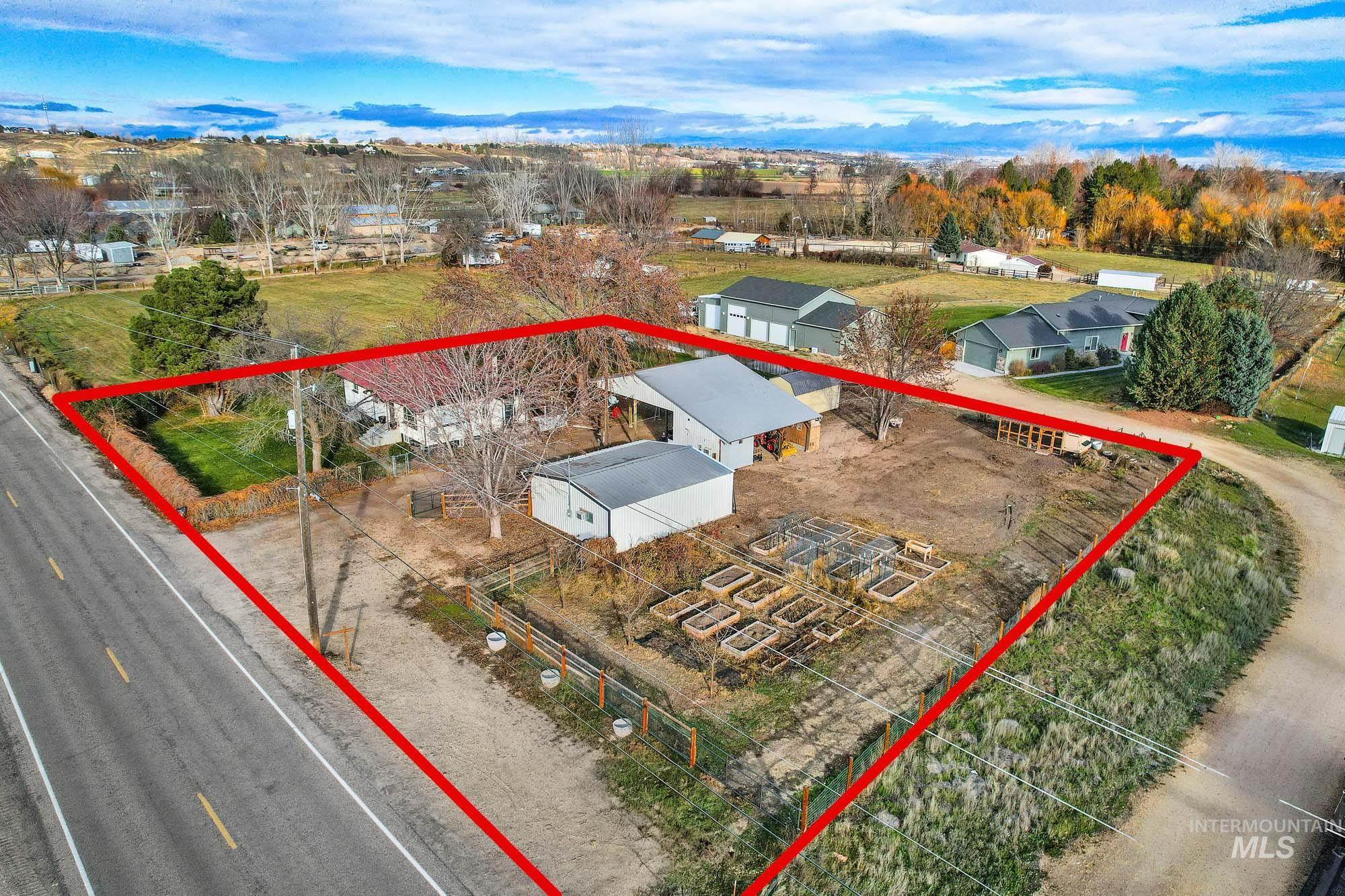 22996 Blessinger Rd, Star, Idaho 83669, 4 Bedrooms, 3 Bathrooms, Residential For Sale, Price $682,000,MLS 98969045