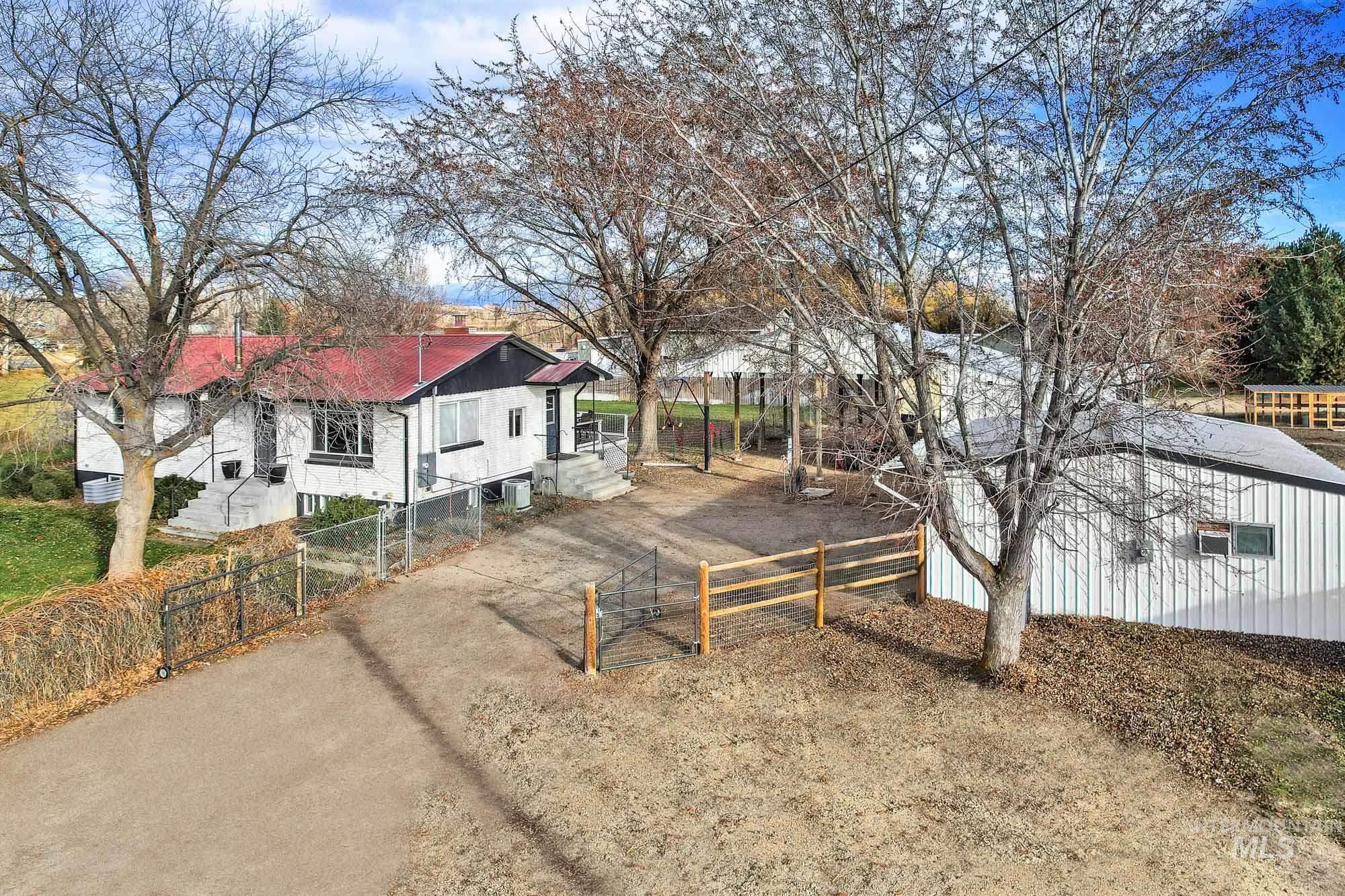 22996 Blessinger Rd, Star, Idaho 83669, 4 Bedrooms, 3 Bathrooms, Residential For Sale, Price $682,000,MLS 98969045