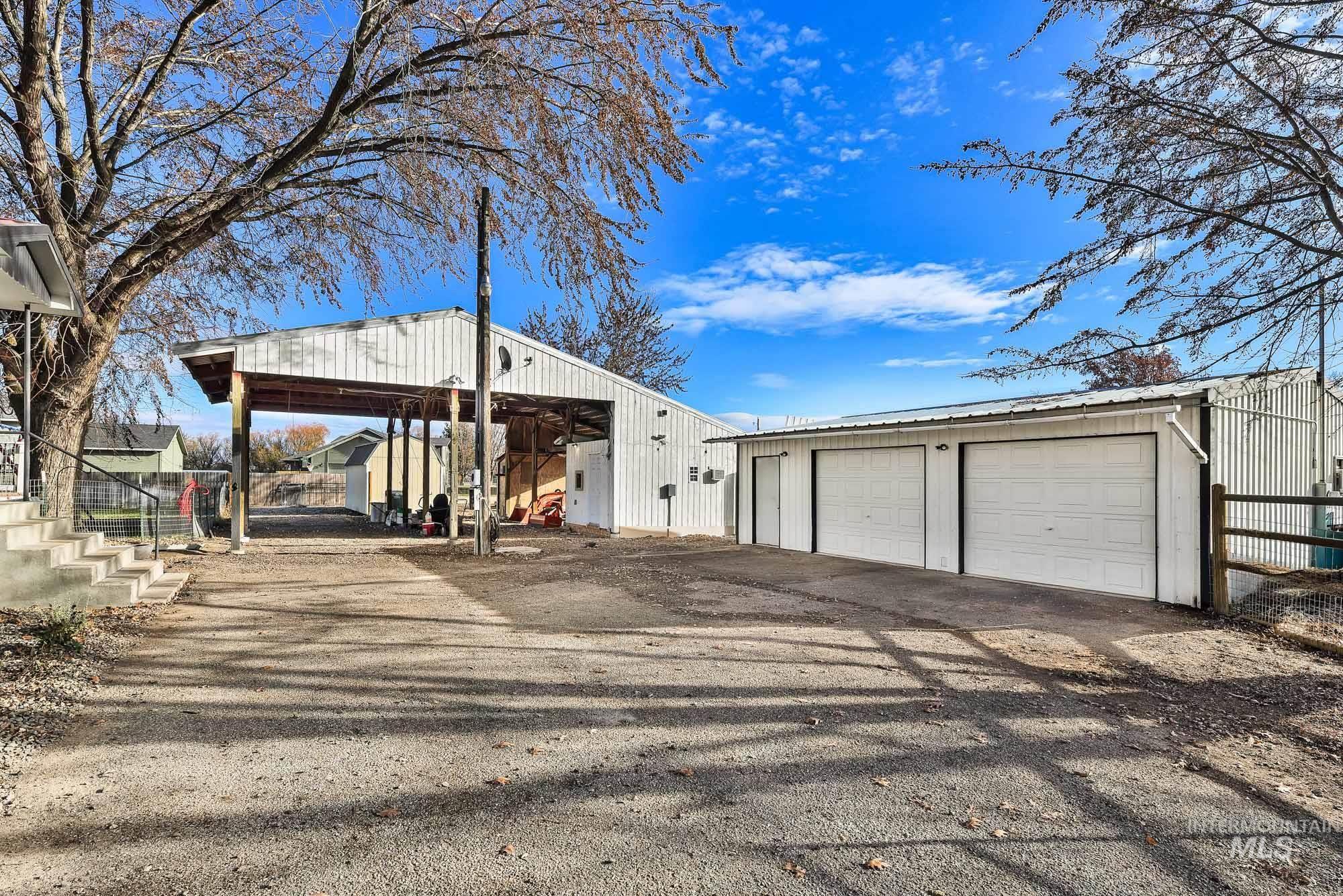 22996 Blessinger Rd, Star, Idaho 83669, 4 Bedrooms, 3 Bathrooms, Residential For Sale, Price $682,000,MLS 98969045