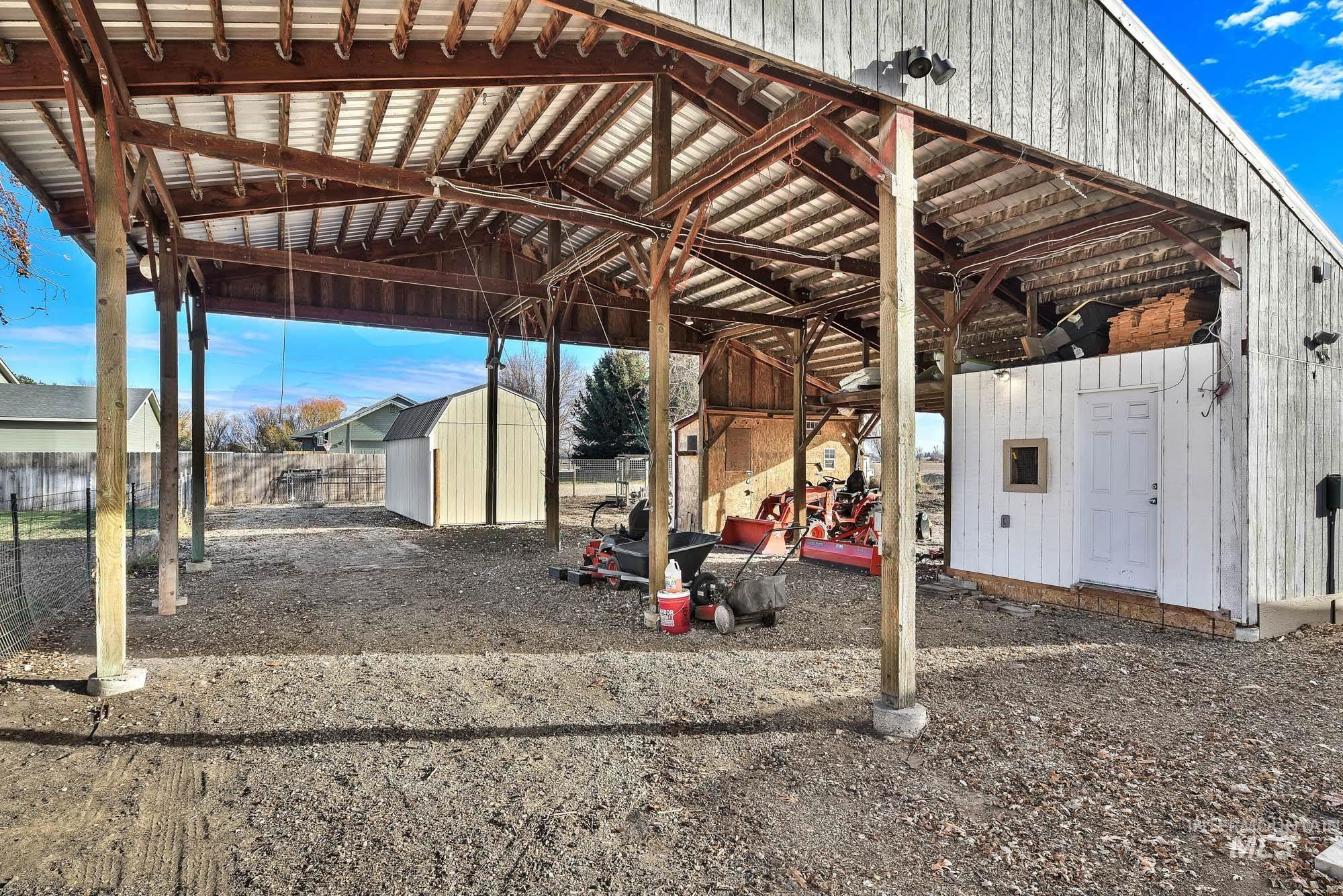 22996 Blessinger Rd, Star, Idaho 83669, 4 Bedrooms, 3 Bathrooms, Residential For Sale, Price $682,000,MLS 98969045