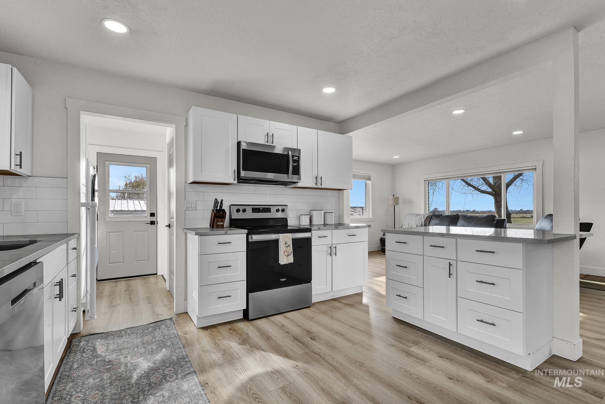 22996 Blessinger Rd, Star, Idaho 83669, 4 Bedrooms, 3 Bathrooms, Residential For Sale, Price $682,000,MLS 98969045