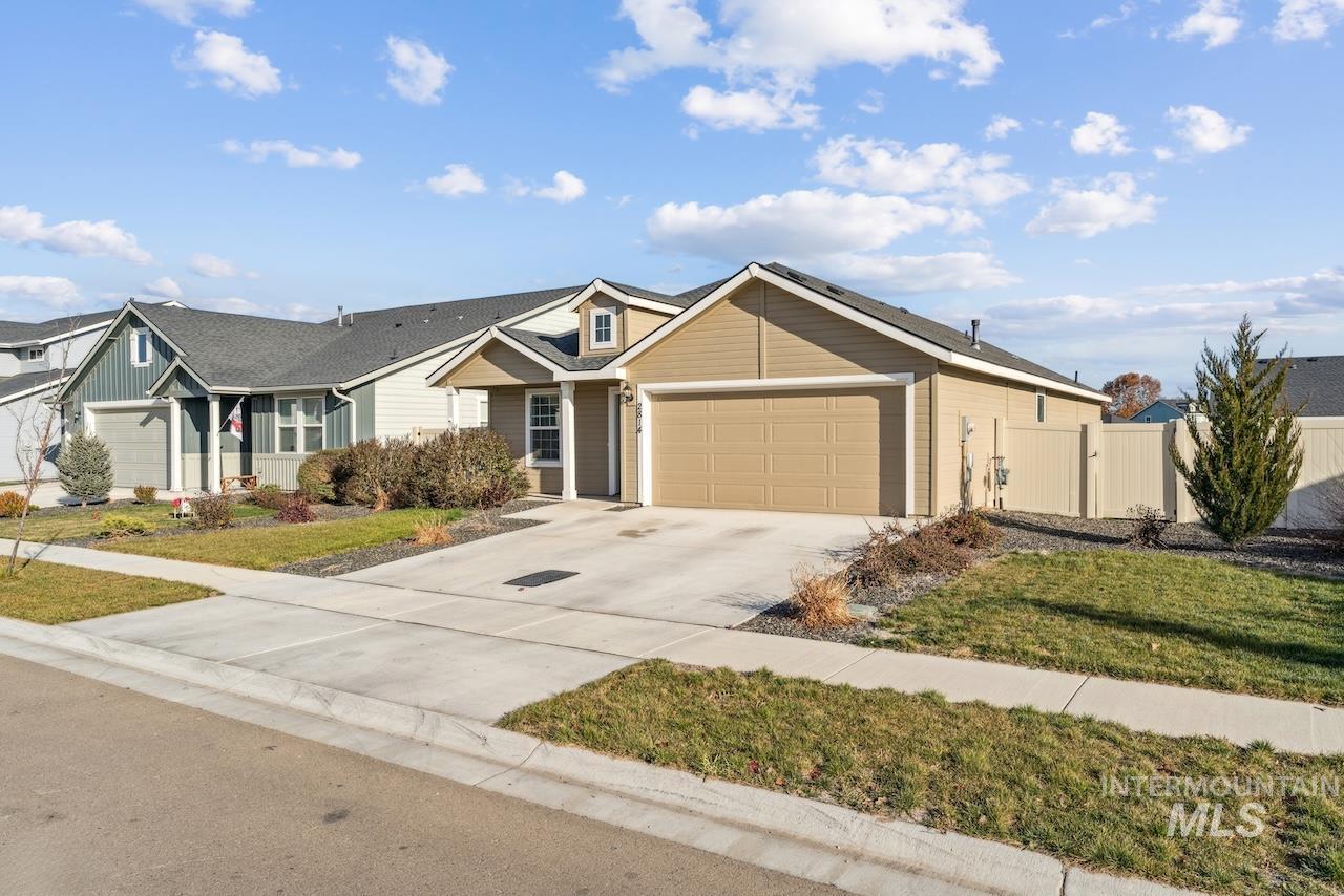 2814 S Mossy Forest Ave, Nampa, Idaho 83686, 4 Bedrooms, 2 Bathrooms, Residential For Sale, Price $399,800,MLS 98969046