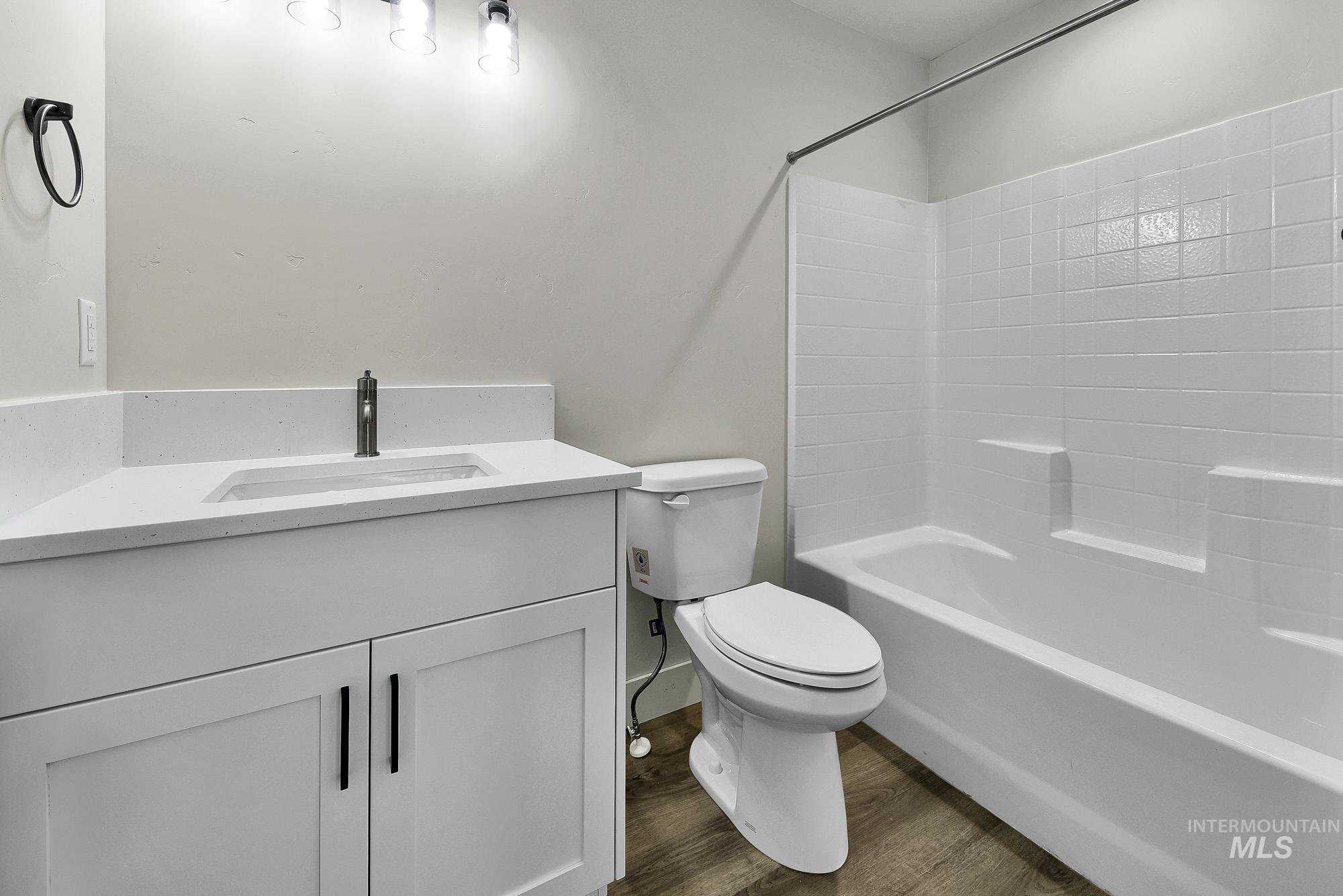 328 Packer Lane, Homedale, Idaho 83628, 3 Bedrooms, 2 Bathrooms, Residential For Sale, Price $325,000,MLS 98969047