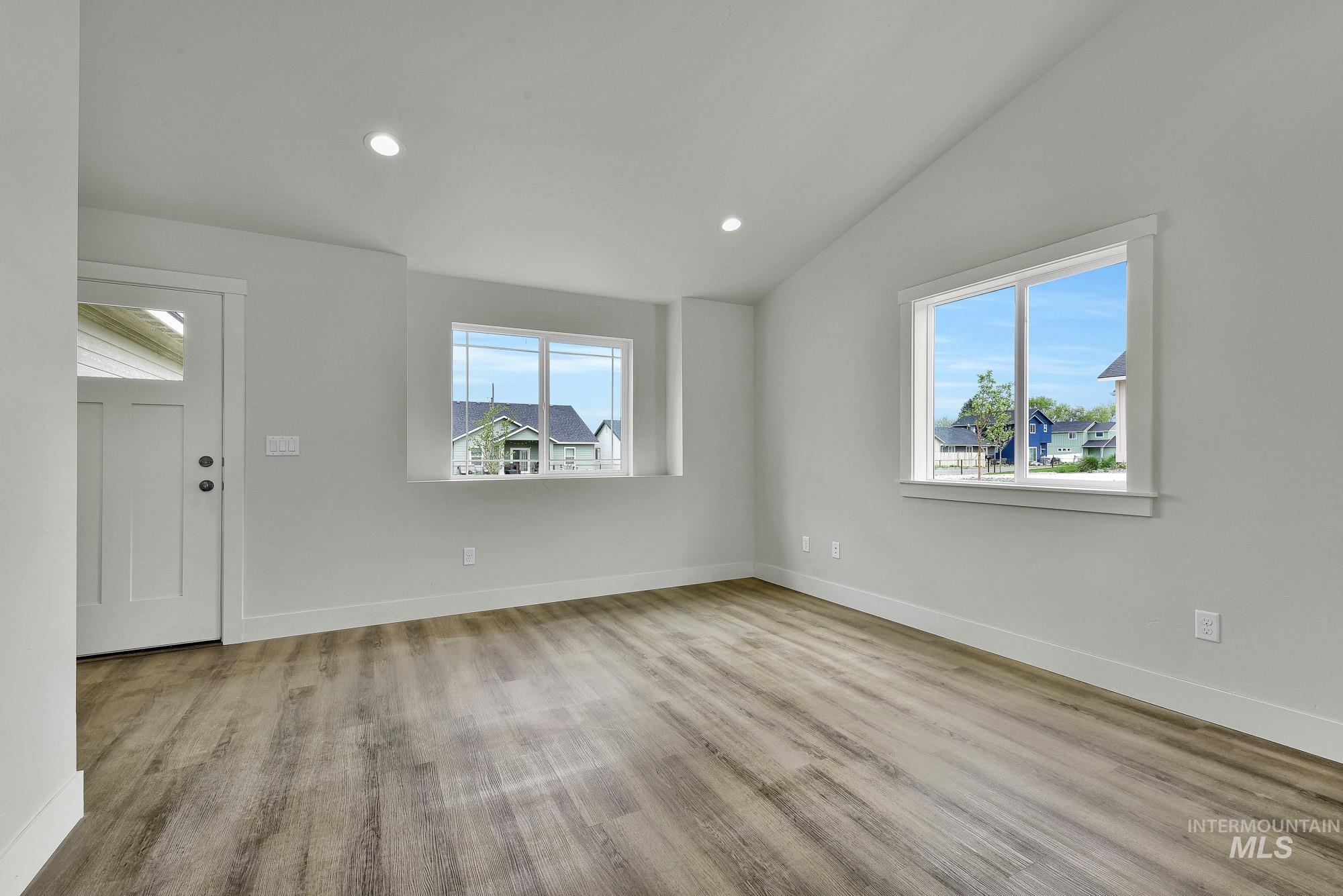 328 Packer Lane, Homedale, Idaho 83628, 3 Bedrooms, 2 Bathrooms, Residential For Sale, Price $325,000,MLS 98969047