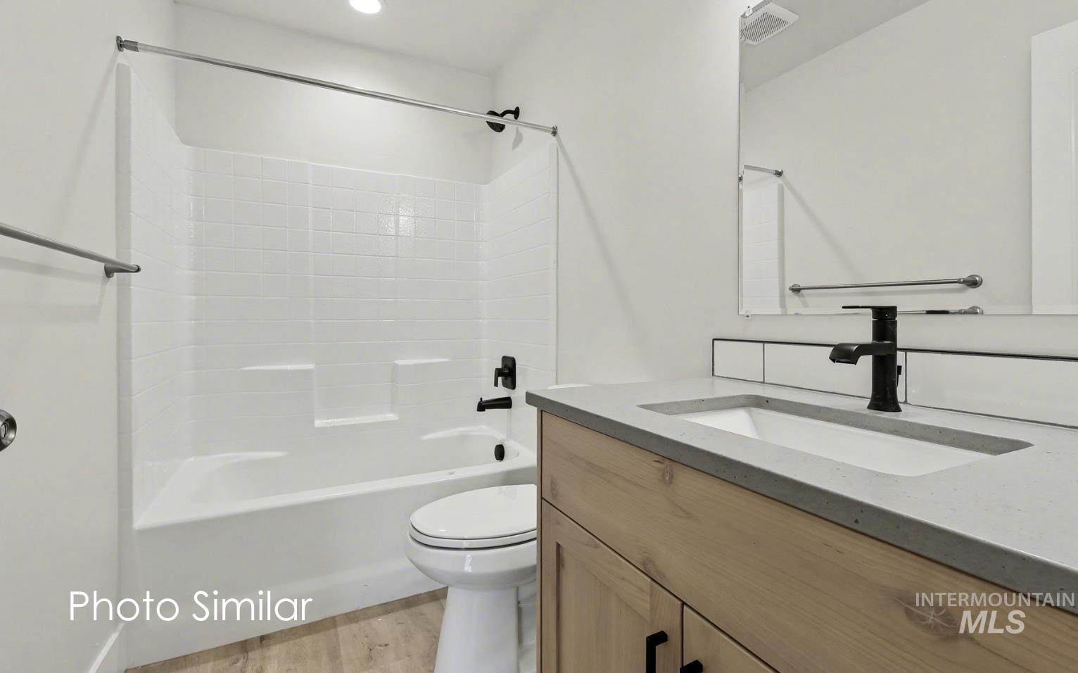 328 Packer Lane, Homedale, Idaho 83628, 3 Bedrooms, 2 Bathrooms, Residential For Sale, Price $335,000,MLS 98969047