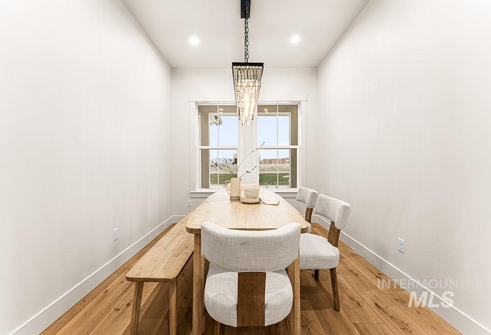 7786 Minam Dr, Middleton, Idaho 83644, 4 Bedrooms, 2.5 Bathrooms, Residential For Sale, Price $1,125,000,MLS 98969058