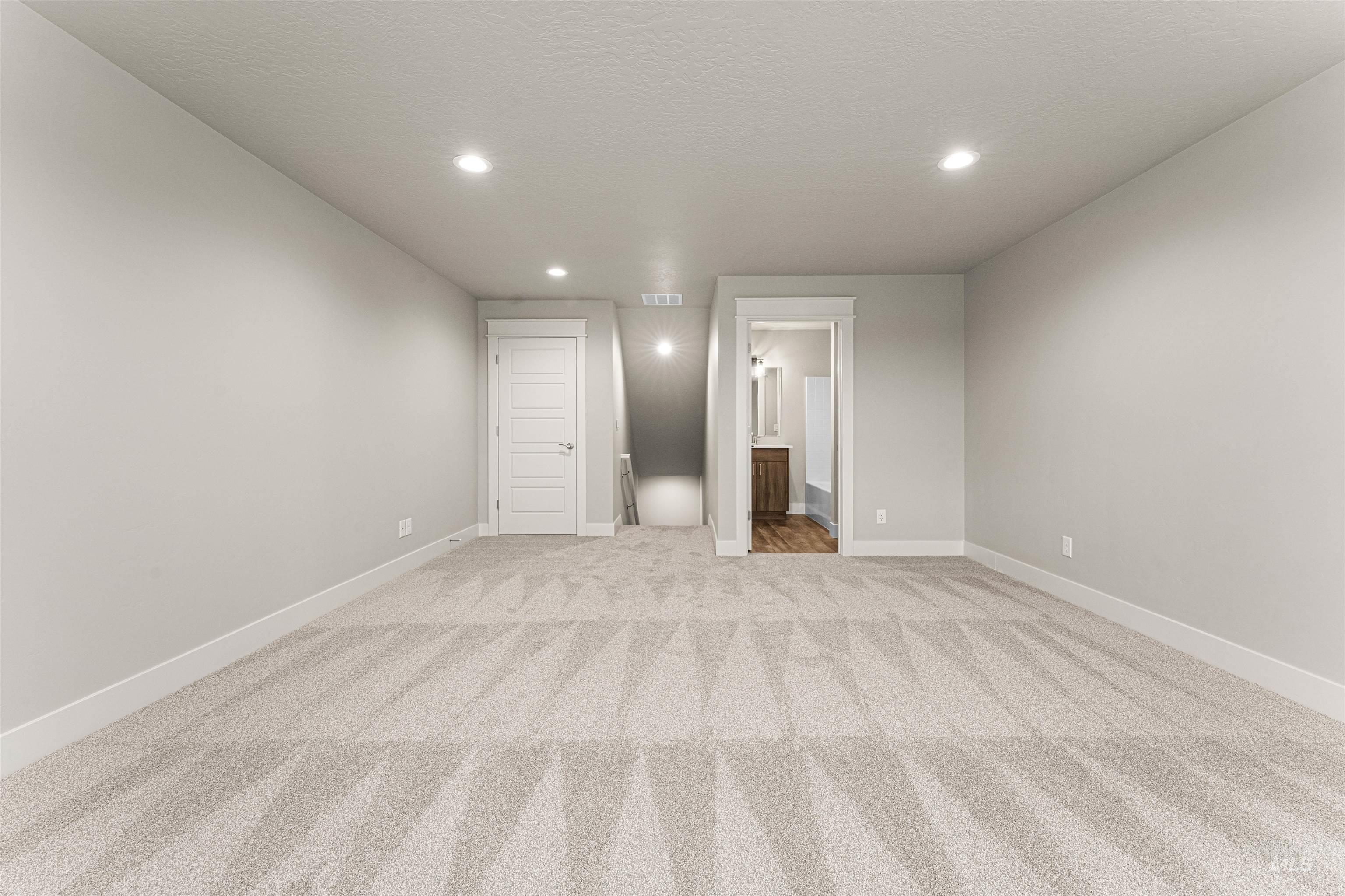 83 S Daybreak Ave, Nampa, Idaho 83687, 3 Bedrooms, 3 Bathrooms, Residential For Sale, Price $575,000,MLS 98969060