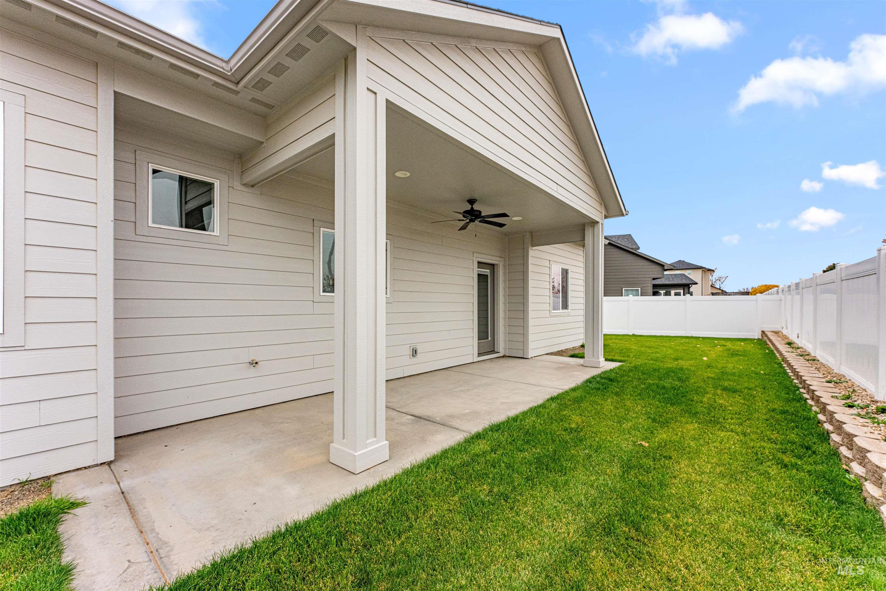 83 S Daybreak Ave, Nampa, Idaho 83687, 3 Bedrooms, 3 Bathrooms, Residential For Sale, Price $575,000,MLS 98969060