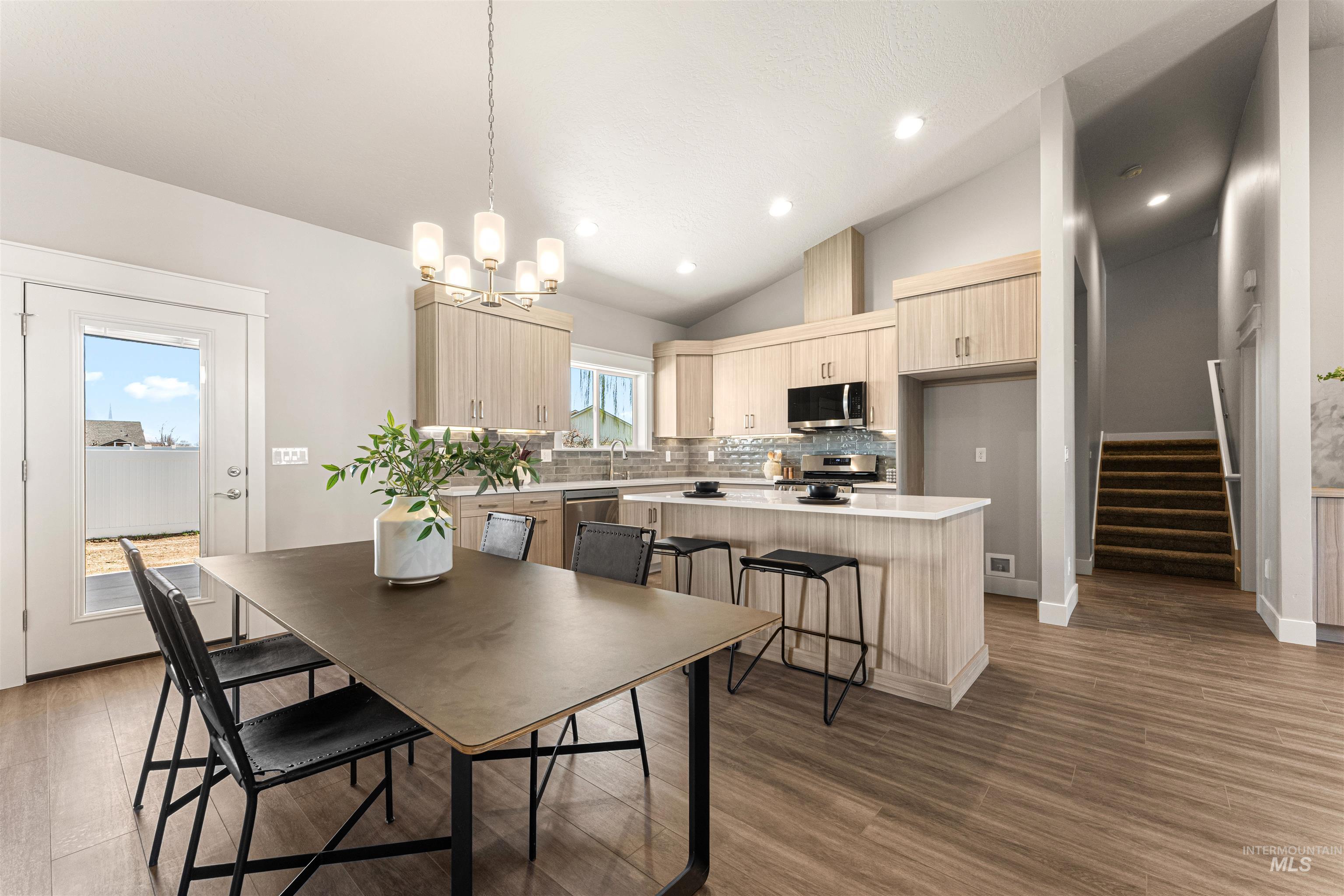 83 S Daybreak Ave, Nampa, Idaho 83687, 3 Bedrooms, 3 Bathrooms, Residential For Sale, Price $575,000,MLS 98969060