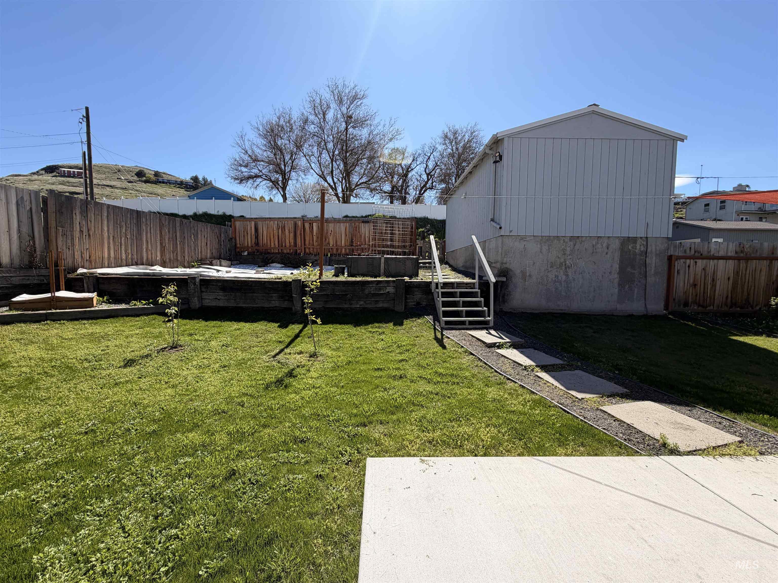 406 2nd Street, Asotin, Washington 99402, 3 Bedrooms, 1 Bathroom, Residential For Sale, Price $330,000, 98969064