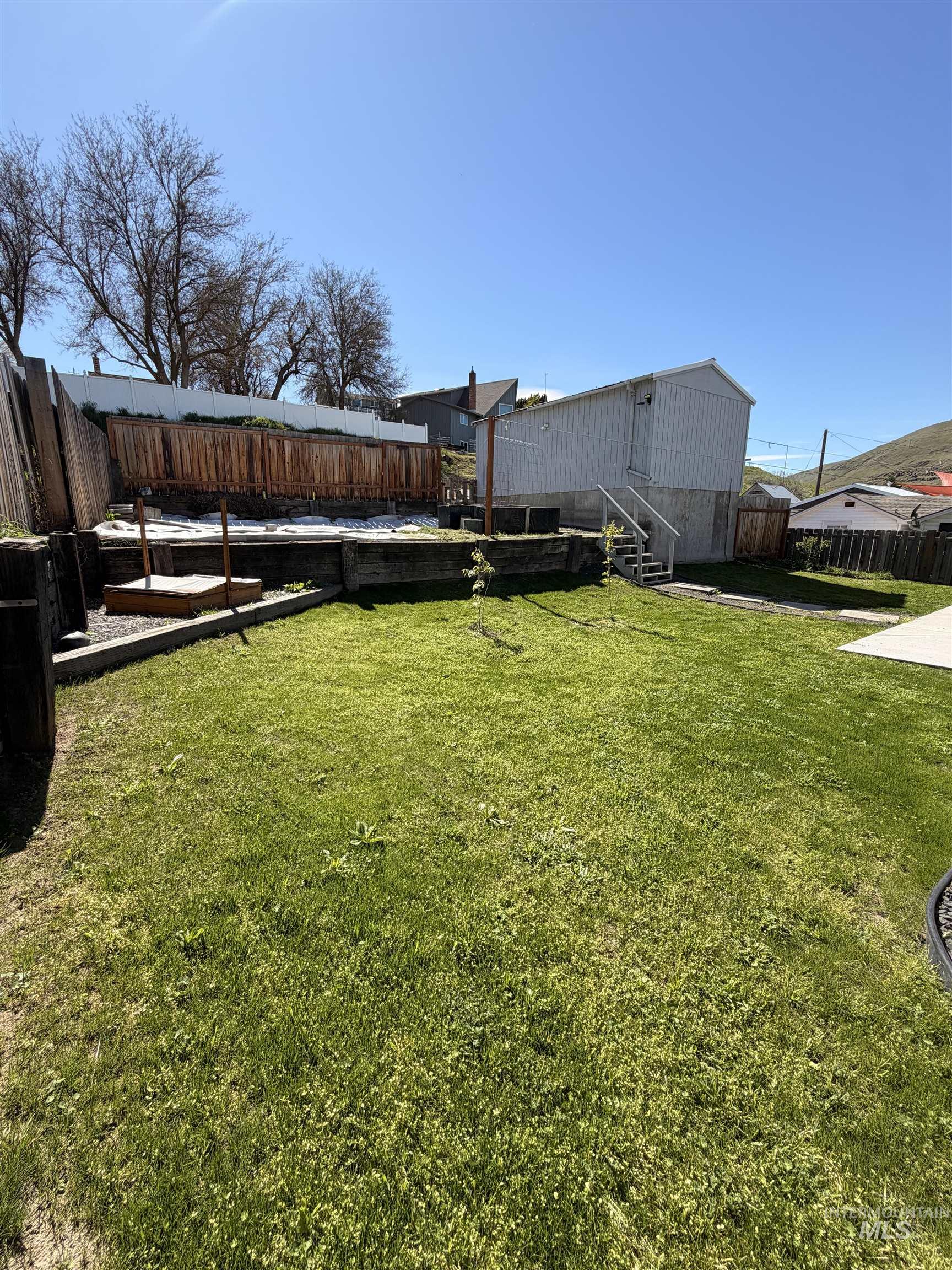 406 2nd Street, Asotin, Washington 99402, 3 Bedrooms, 1 Bathroom, Residential For Sale, Price $330,000, 98969064