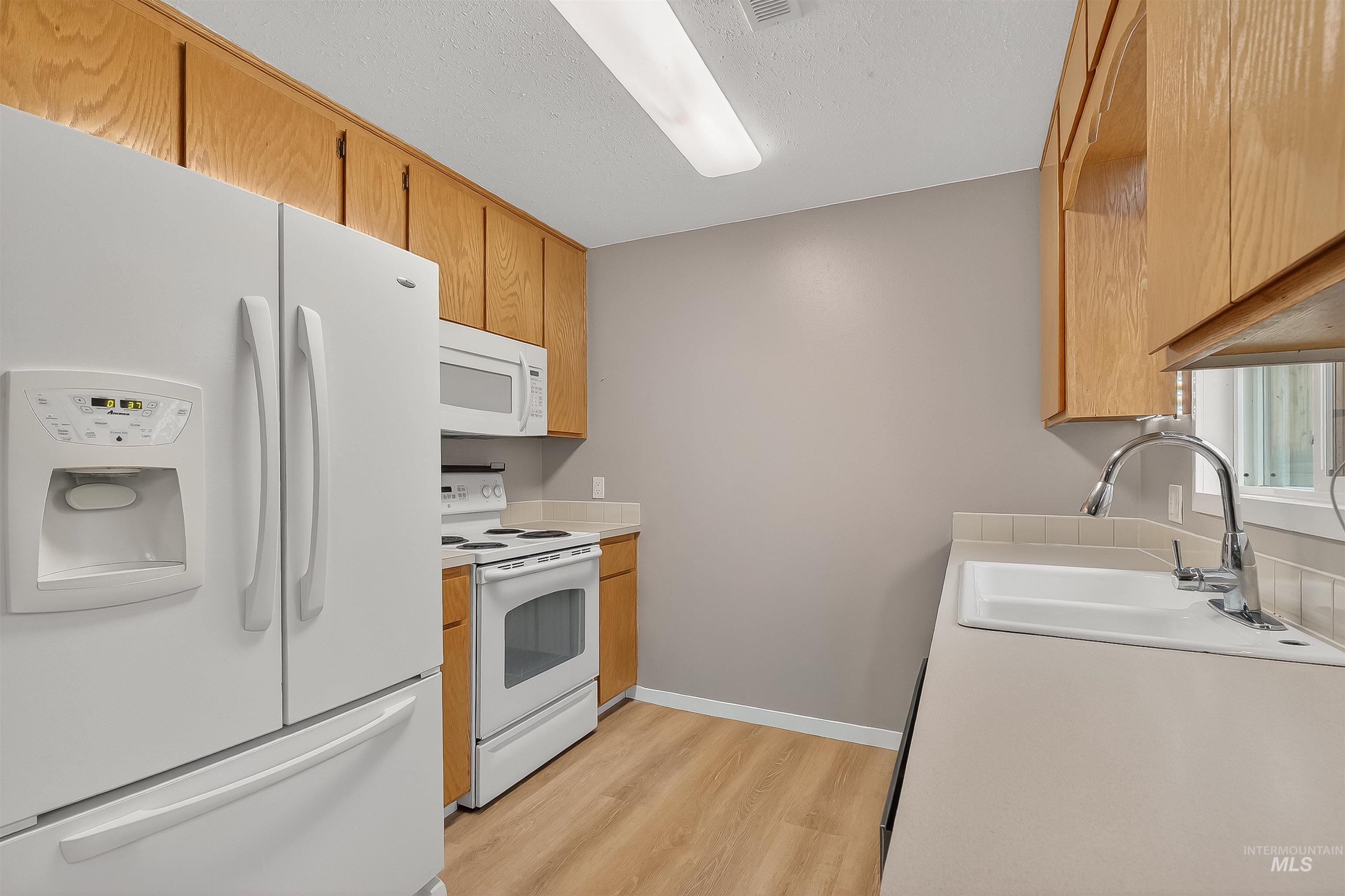 406 2nd Street, Asotin, Washington 99402, 3 Bedrooms, 1 Bathroom, Residential For Sale, Price $330,000, 98969064