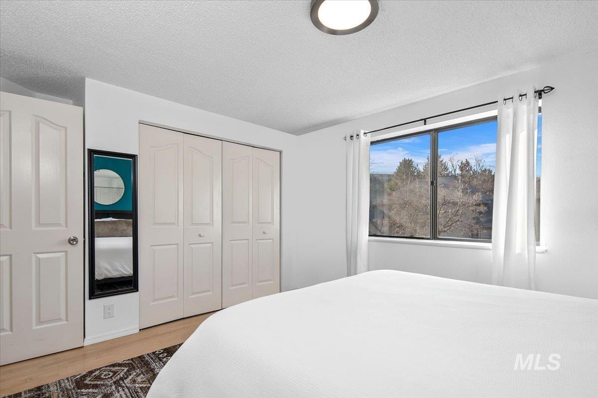 3651 S Gekeler Ln, Boise, Idaho 83706, 3 Bedrooms, 2 Bathrooms, Residential For Sale, Price $419,000,MLS 98969067