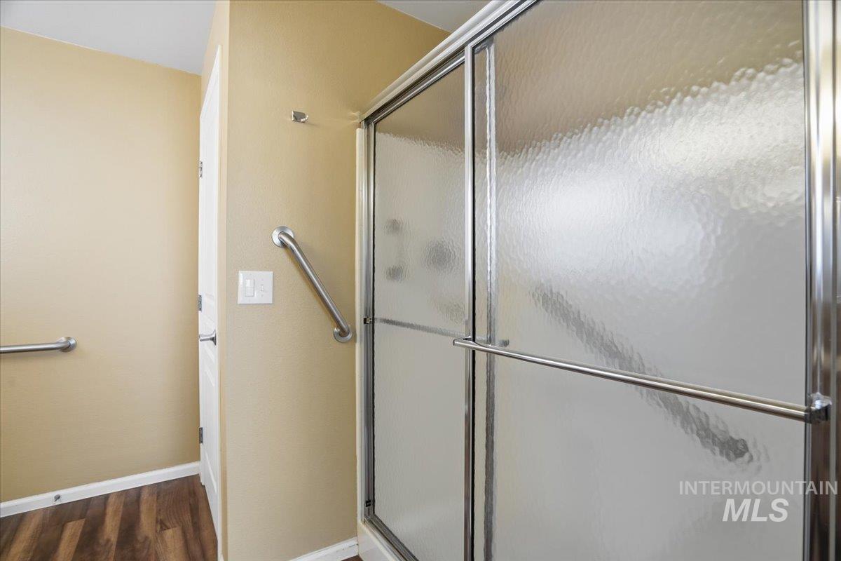 1349 E Willowbrook Ct., Meridian, Idaho 83646, 2 Bedrooms, 2 Bathrooms, Residential For Sale, Price $349,500,MLS 98969071