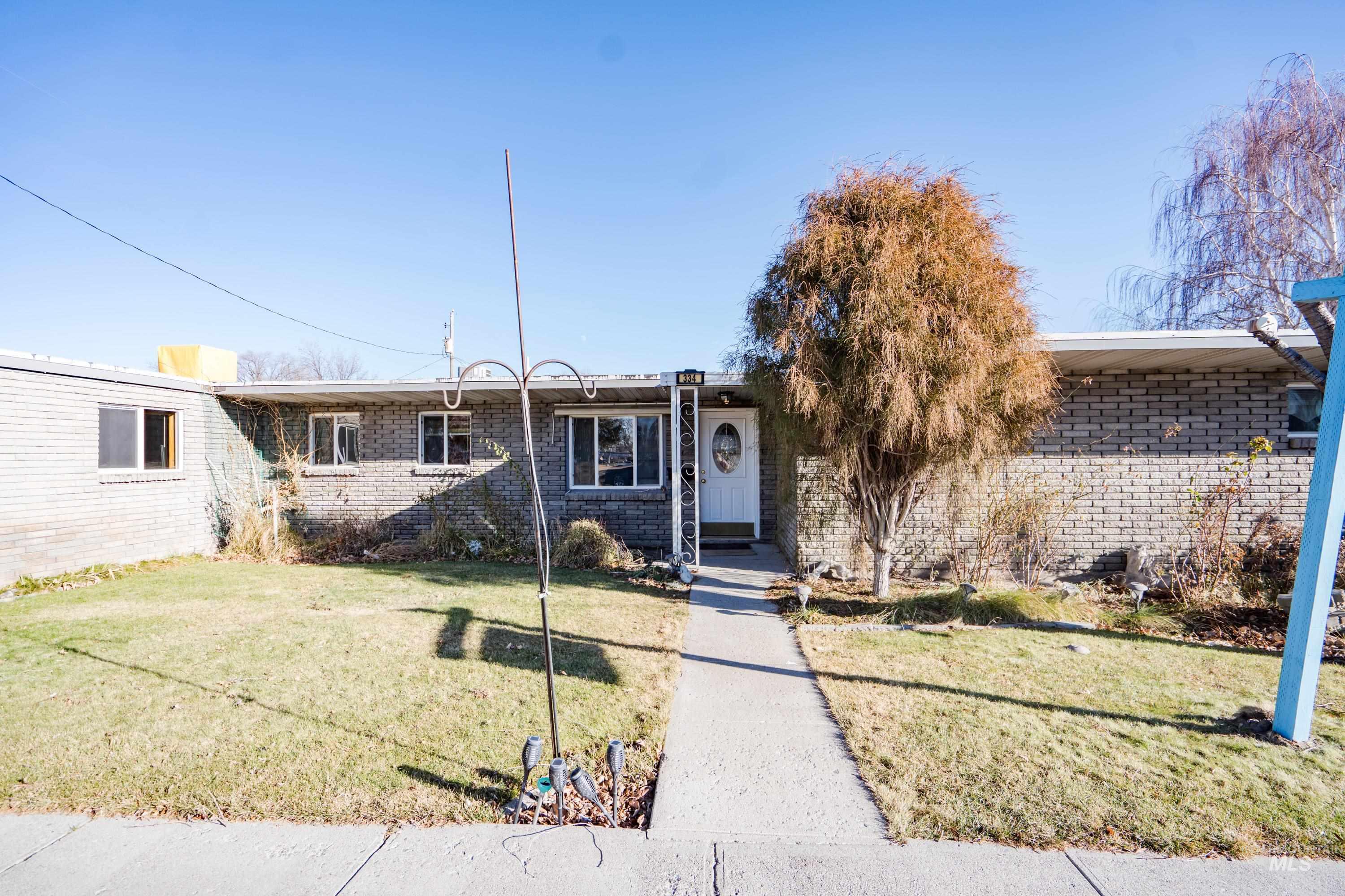 334 S 4TH Street, Rupert, Idaho 83350, 3 Bedrooms, 1.5 Bathrooms, Residential For Sale, Price $375,000,MLS 98969080