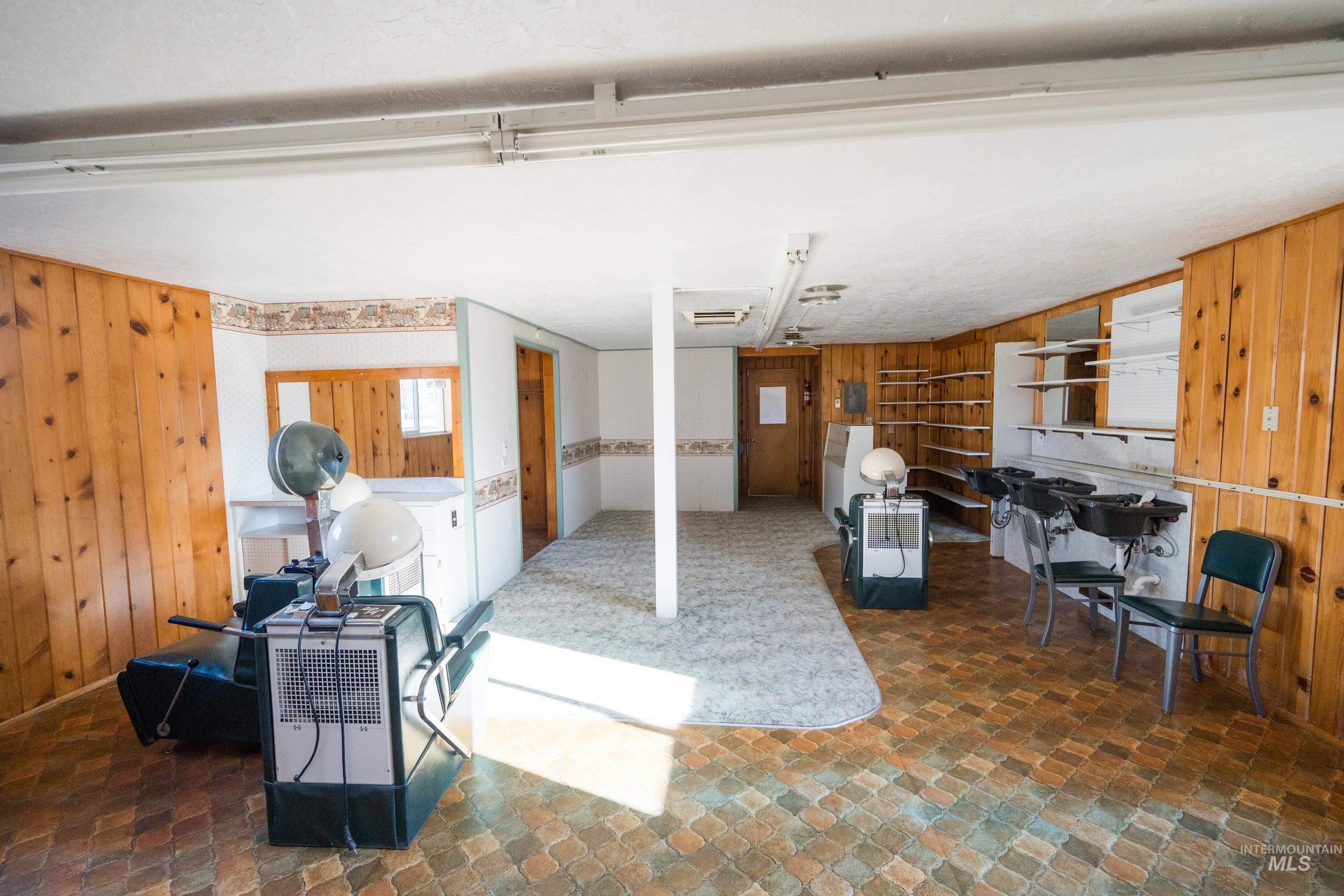 334 S 4TH Street, Rupert, Idaho 83350, 3 Bedrooms, 1.5 Bathrooms, Residential For Sale, Price $375,000,MLS 98969080