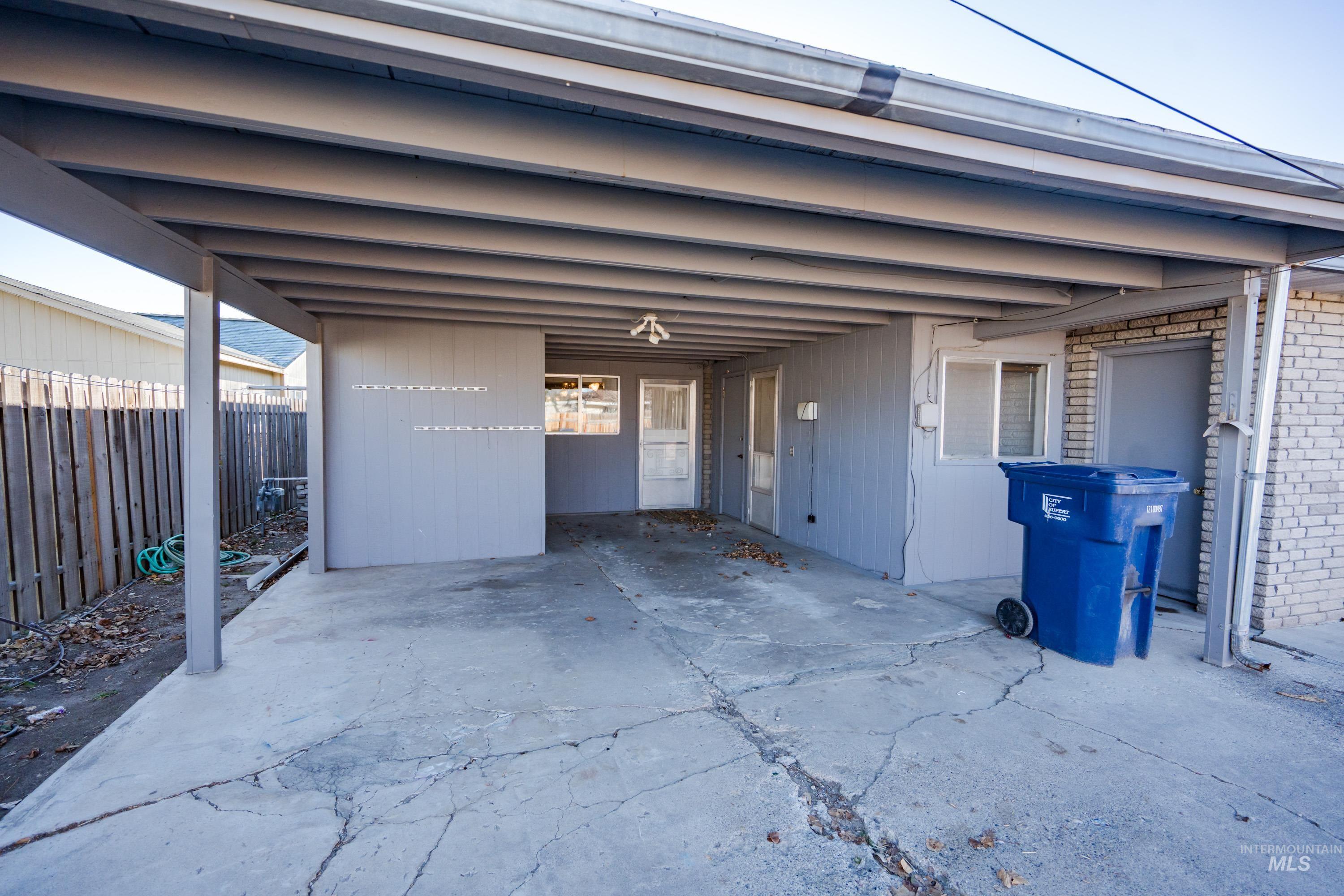 334 S 4TH Street, Rupert, Idaho 83350, 3 Bedrooms, 1.5 Bathrooms, Residential For Sale, Price $375,000,MLS 98969080