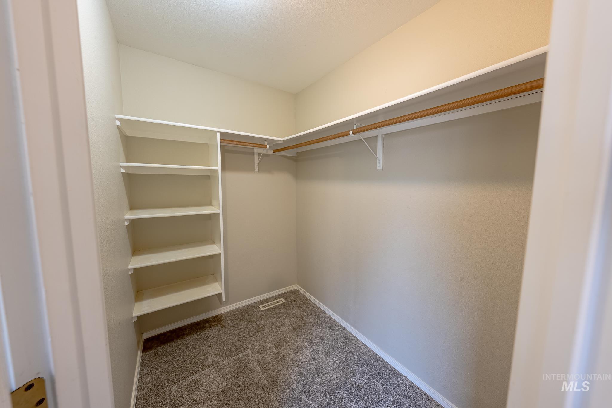 4562 W Big Creek St, Meridian, Idaho 83642, 4 Bedrooms, 2 Bathrooms, Residential For Sale, Price $450,000,MLS 98969082