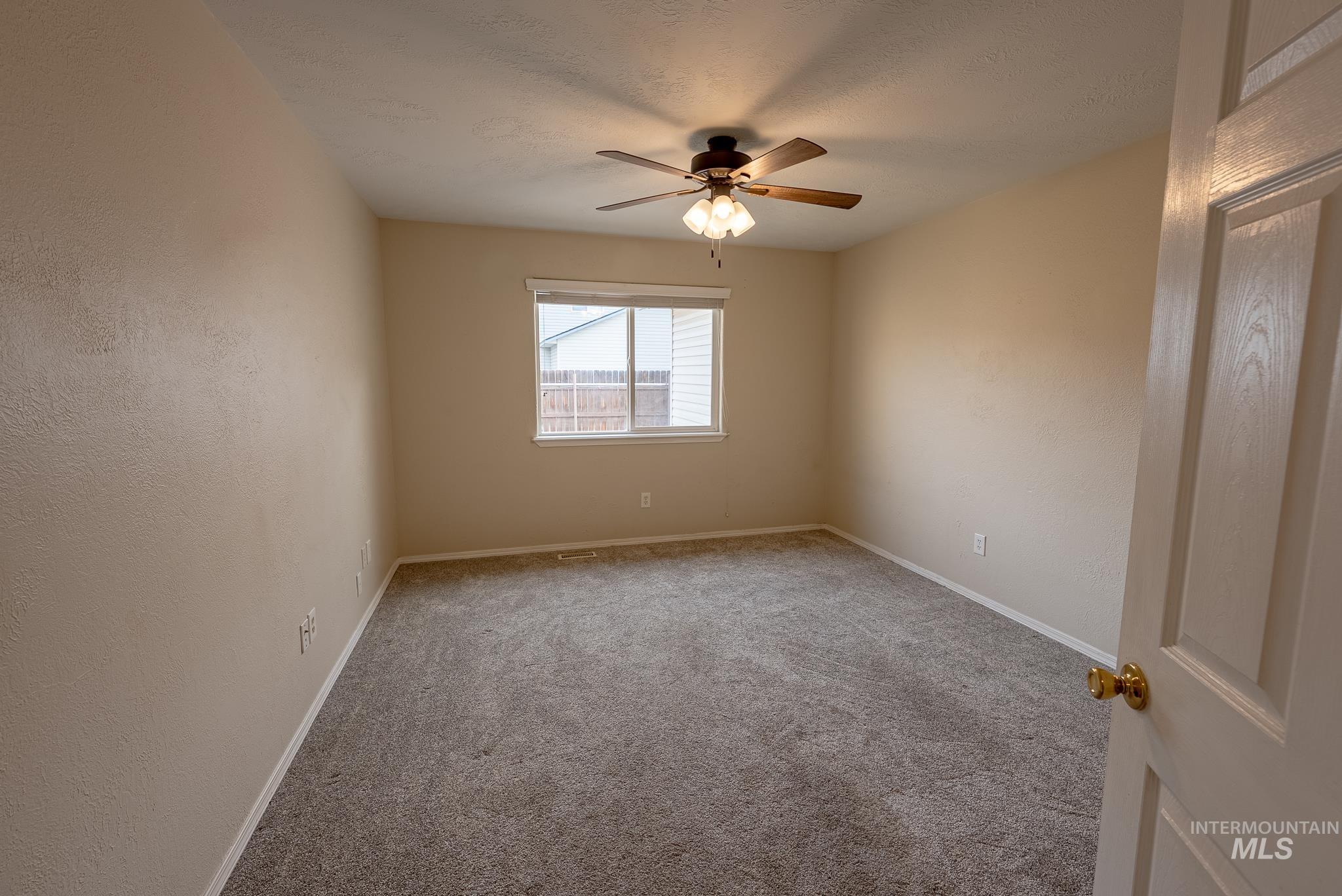 4562 W Big Creek St, Meridian, Idaho 83642, 4 Bedrooms, 2 Bathrooms, Residential For Sale, Price $450,000,MLS 98969082