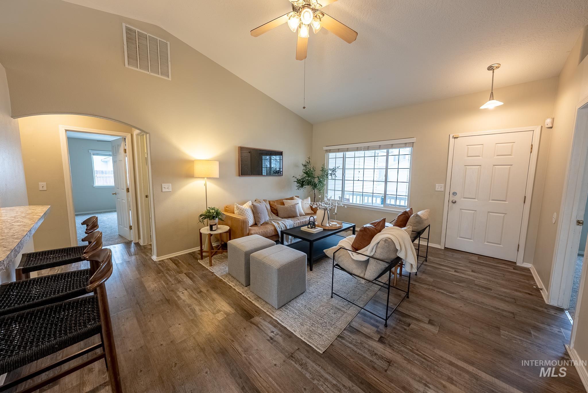 4562 W Big Creek St, Meridian, Idaho 83642, 4 Bedrooms, 2 Bathrooms, Residential For Sale, Price $450,000,MLS 98969082