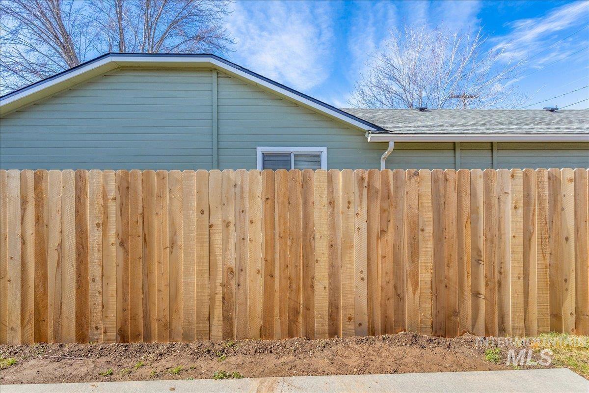 10605 W Goldenrod Ave, Boise, Idaho 83713, 3 Bedrooms, 2 Bathrooms, Residential For Sale, Price $389,900, 98969104