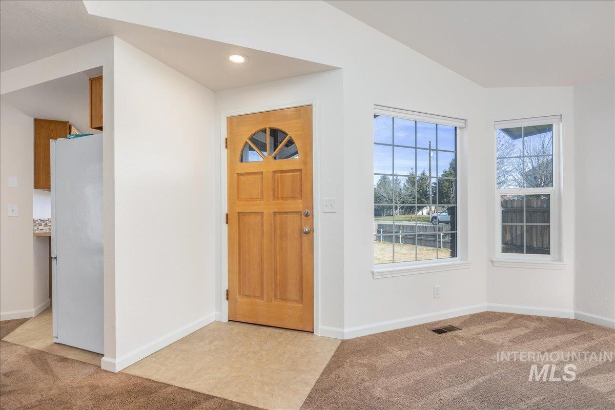 10605 W Goldenrod Ave, Boise, Idaho 83713, 3 Bedrooms, 2 Bathrooms, Residential For Sale, Price $389,900, 98969104