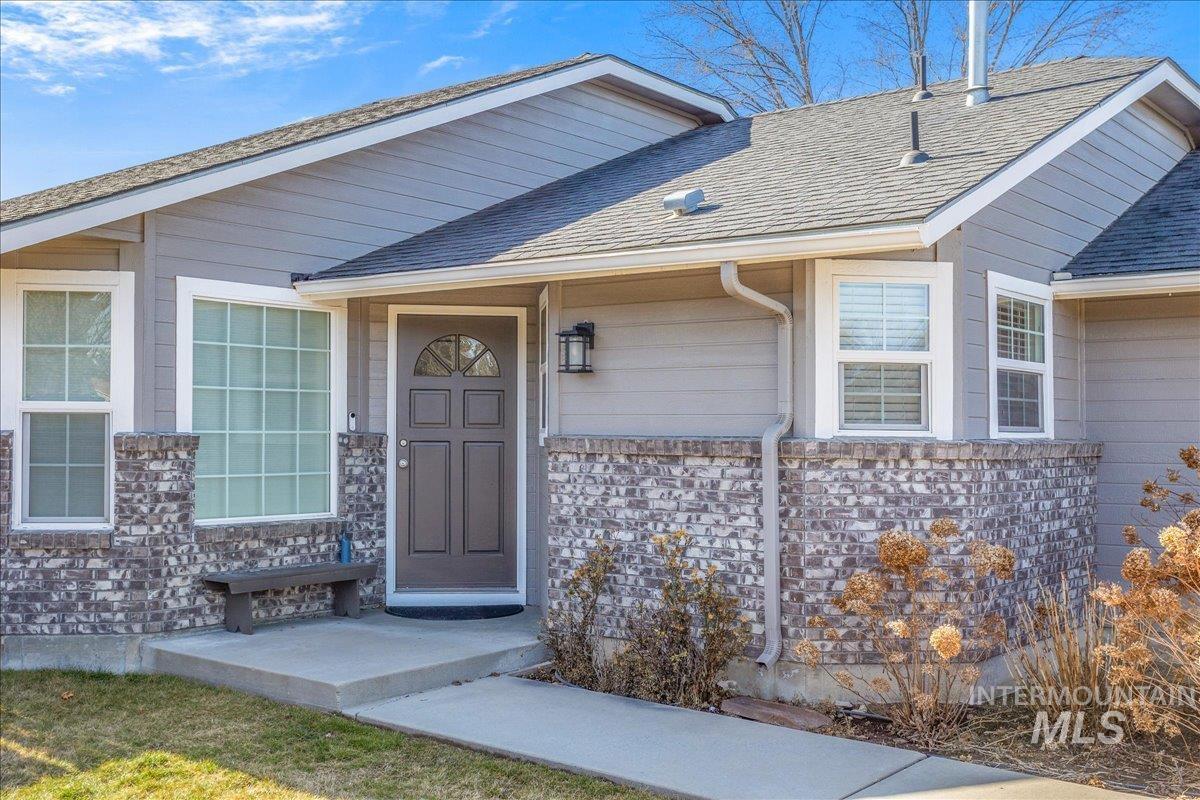 10605 W Goldenrod Ave, Boise, Idaho 83713, 3 Bedrooms, 2 Bathrooms, Residential For Sale, Price $389,900, 98969104