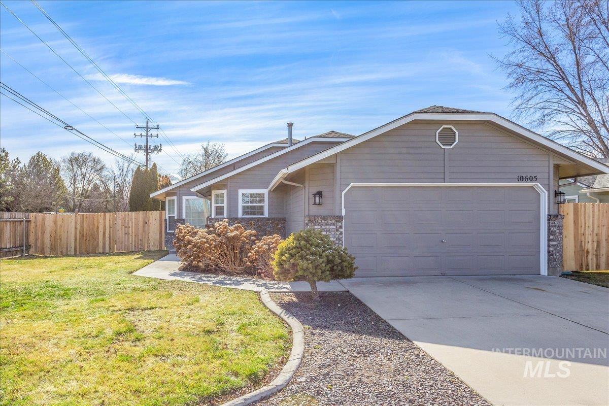 10605 W Goldenrod Ave, Boise, Idaho 83713, 3 Bedrooms, 2 Bathrooms, Residential For Sale, Price $389,900, 98969104