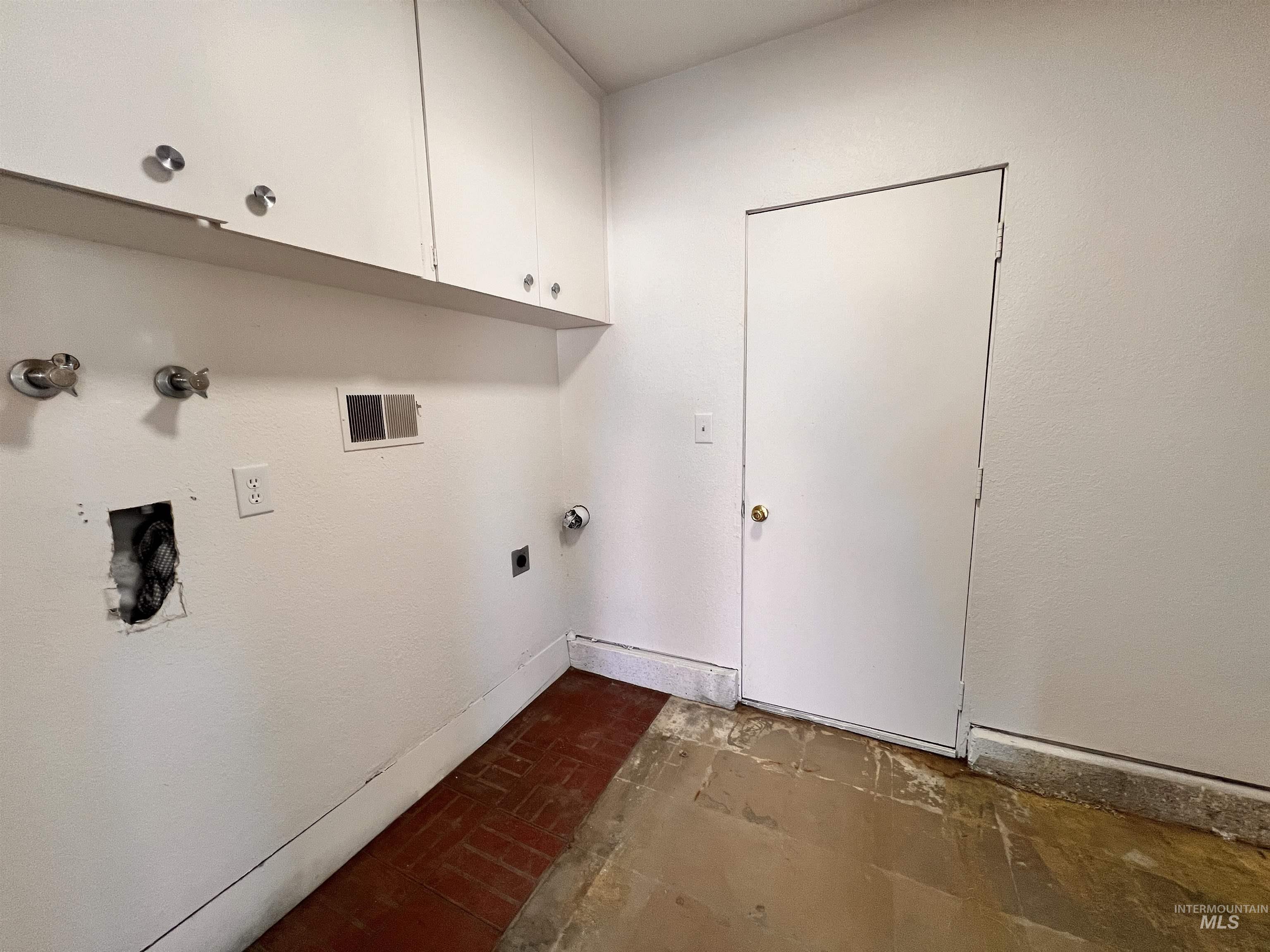 9985 W. Canterbury Dr., Boise, Idaho 83704, 3 Bedrooms, 1 Bathroom, Residential For Sale, Price $349,900,MLS 98969105