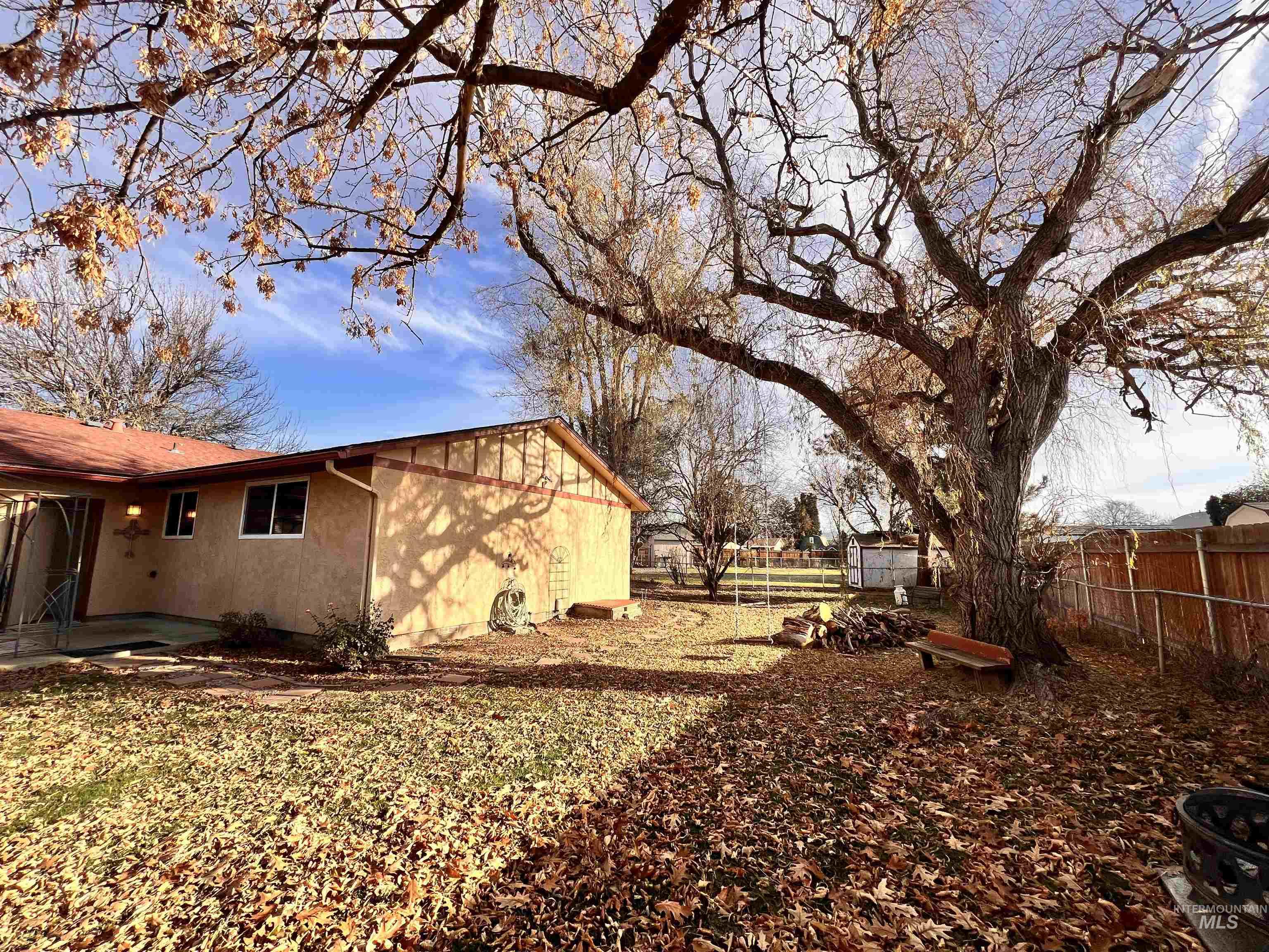 9985 W. Canterbury Dr., Boise, Idaho 83704, 3 Bedrooms, 1 Bathroom, Residential For Sale, Price $349,900,MLS 98969105