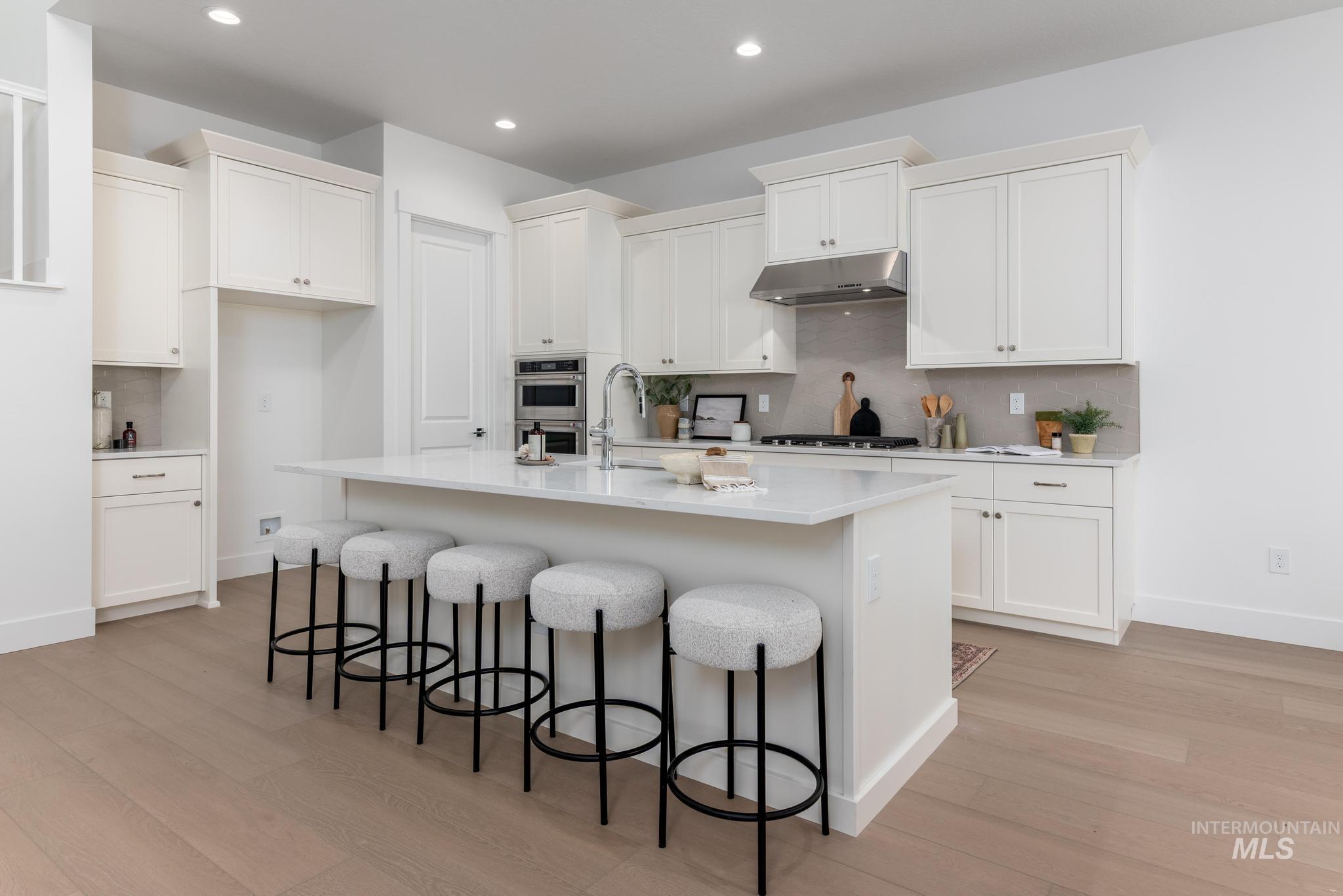 9658 W Valley Vista Dr, Star, Idaho 83669, 5 Bedrooms, 4 Bathrooms, Residential For Sale, Price $829,000,MLS 98969108