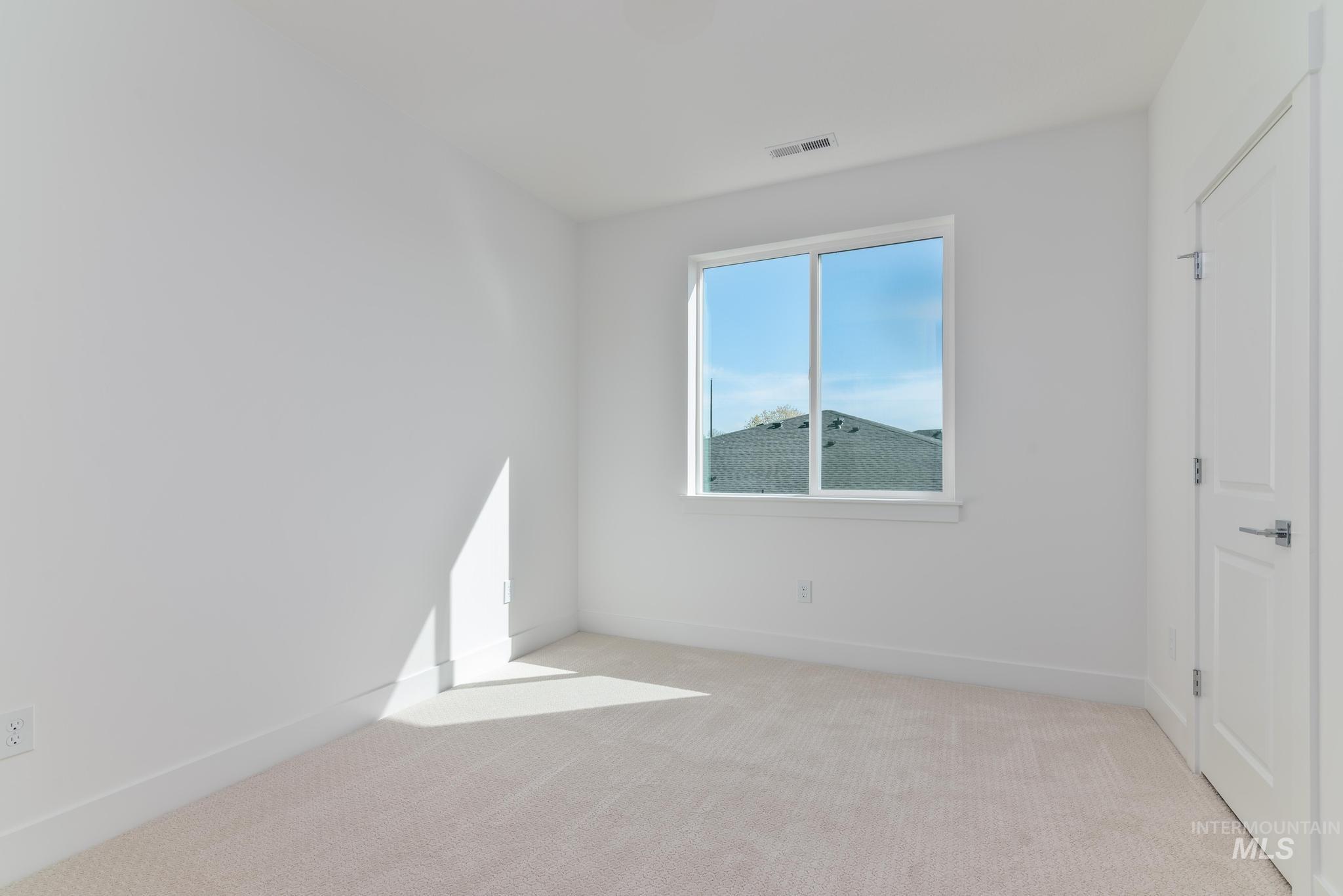 9658 W Valley Vista Dr, Star, Idaho 83669, 5 Bedrooms, 4 Bathrooms, Residential For Sale, Price $829,000,MLS 98969108