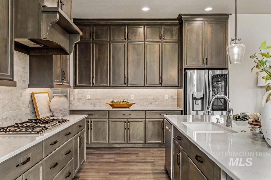 6103 S Phoebe Place, Meridian, Idaho 83642-5896, 4 Bedrooms, 3.5 Bathrooms, Residential For Sale, Price $950,000,MLS 98969109