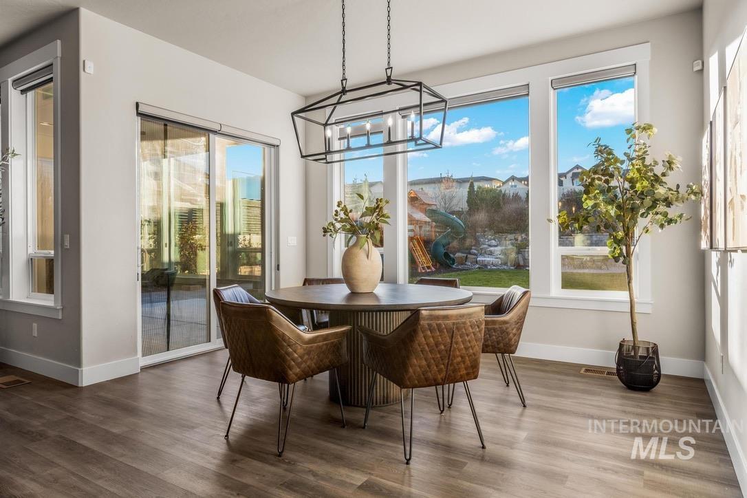 6103 S Phoebe Place, Meridian, Idaho 83642-5896, 4 Bedrooms, 3.5 Bathrooms, Residential For Sale, Price $950,000,MLS 98969109