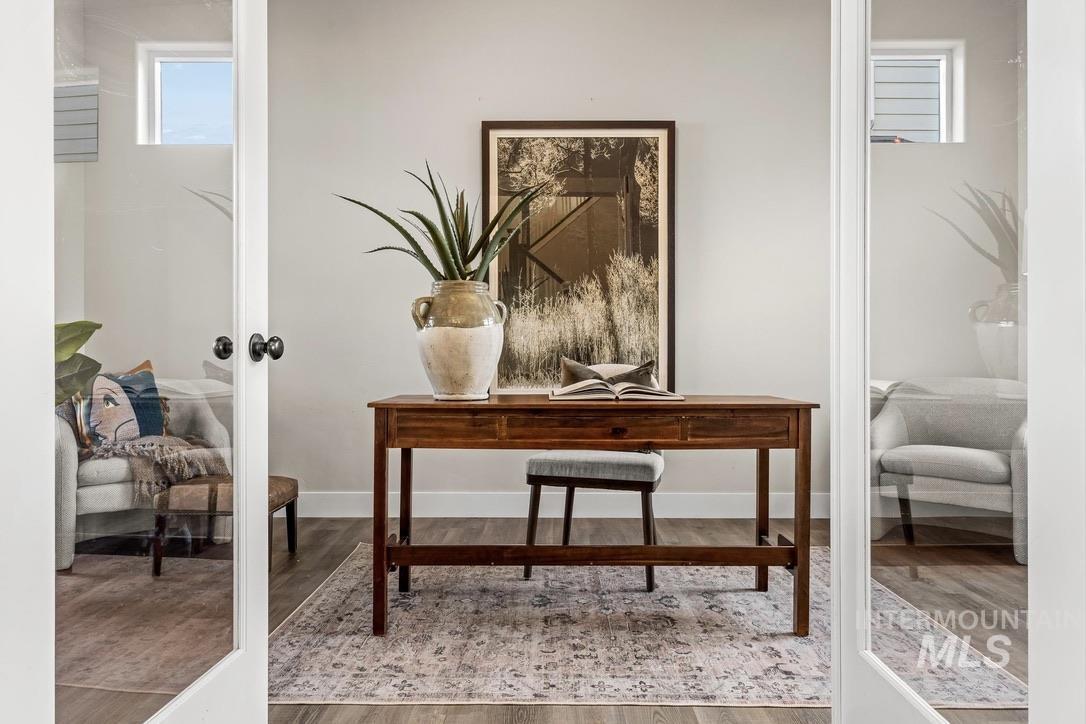 6103 S Phoebe Place, Meridian, Idaho 83642-5896, 4 Bedrooms, 3.5 Bathrooms, Residential For Sale, Price $950,000,MLS 98969109