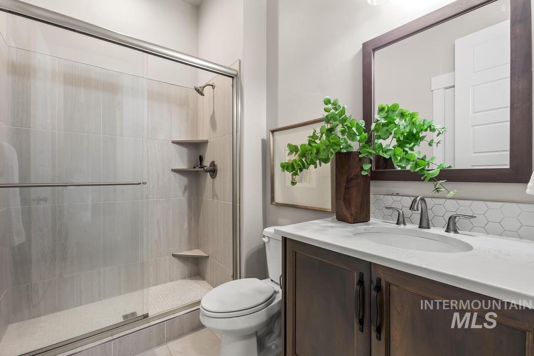 6103 S Phoebe Place, Meridian, Idaho 83642-5896, 4 Bedrooms, 3.5 Bathrooms, Residential For Sale, Price $950,000,MLS 98969109